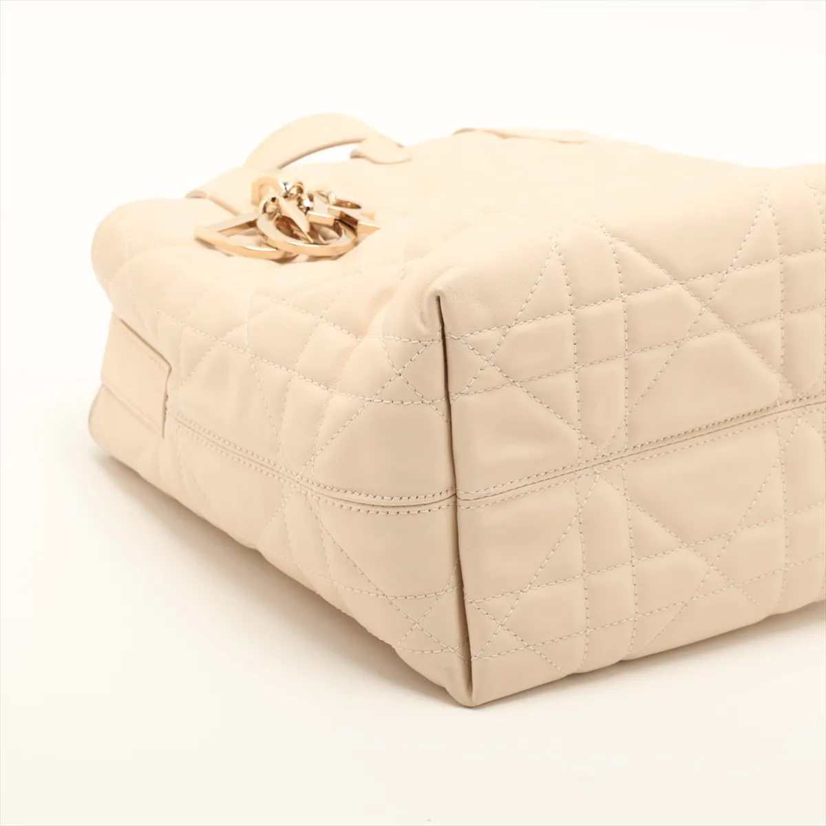 Macro Cannage Toujours Leather 2-Way Handbag, Beige, Lucky Star — view 4