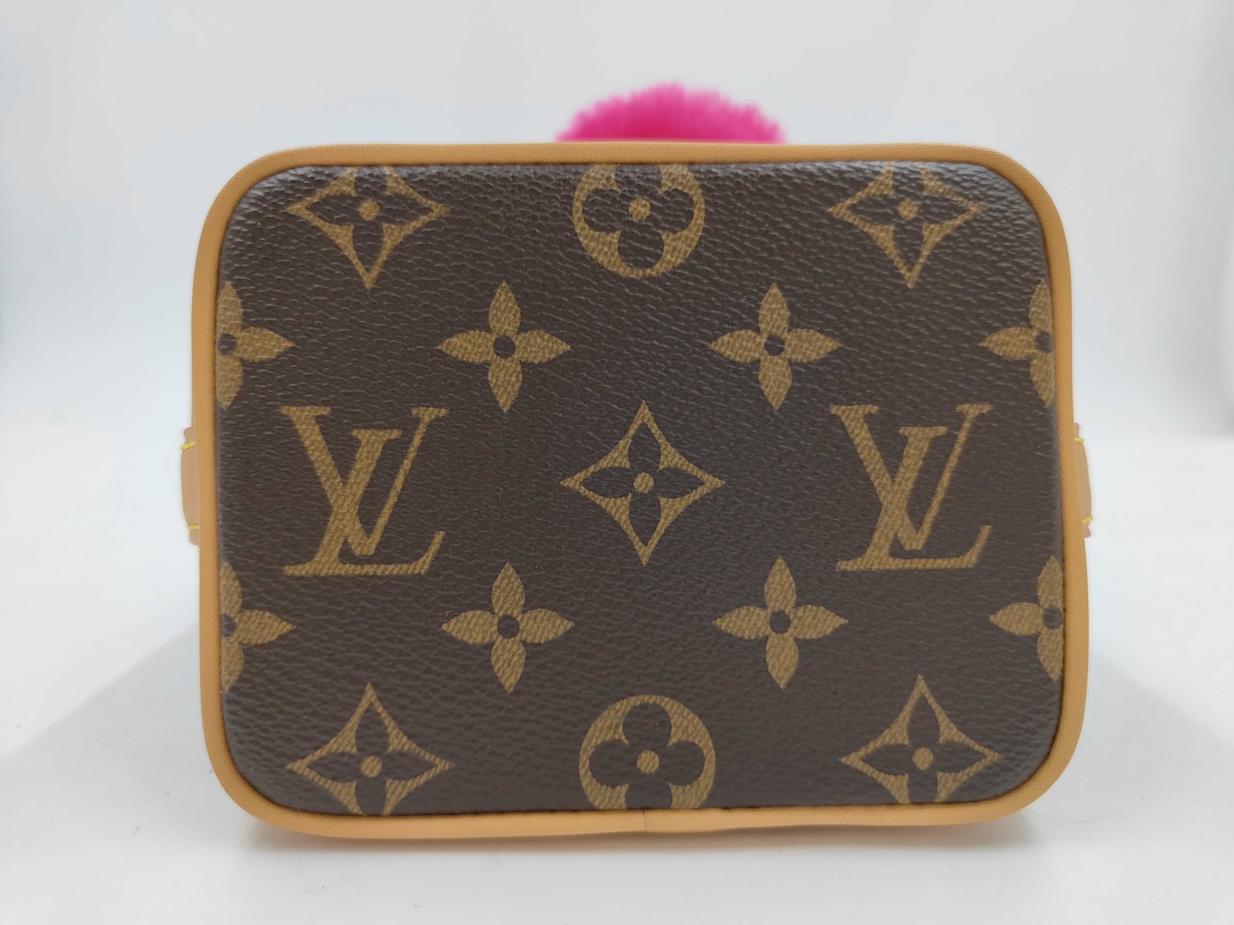 Baguette Shoulder Bag — view 3