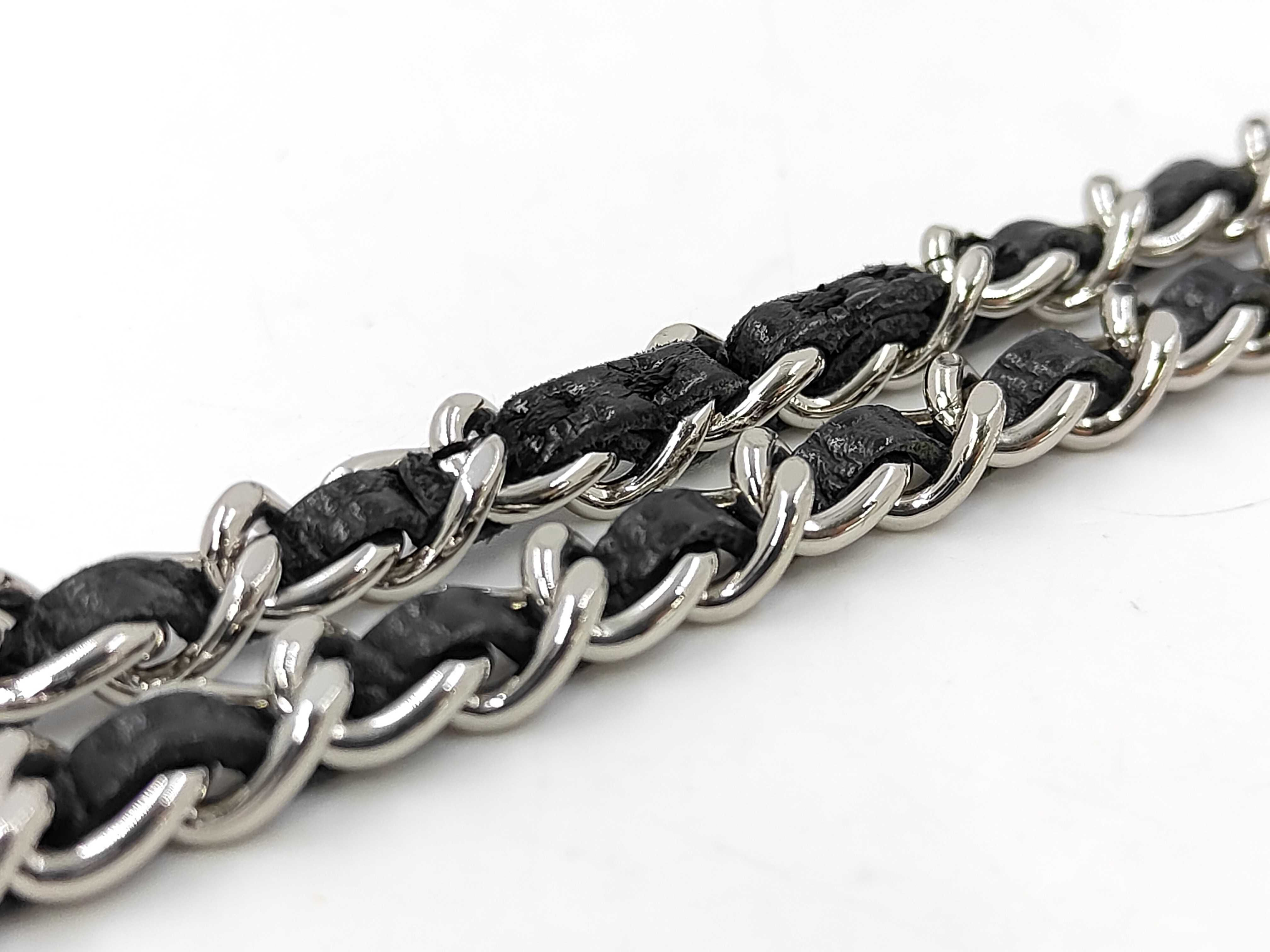 Matelassé Caviar Skin Chain Wallet Shoulder Bag — view 7