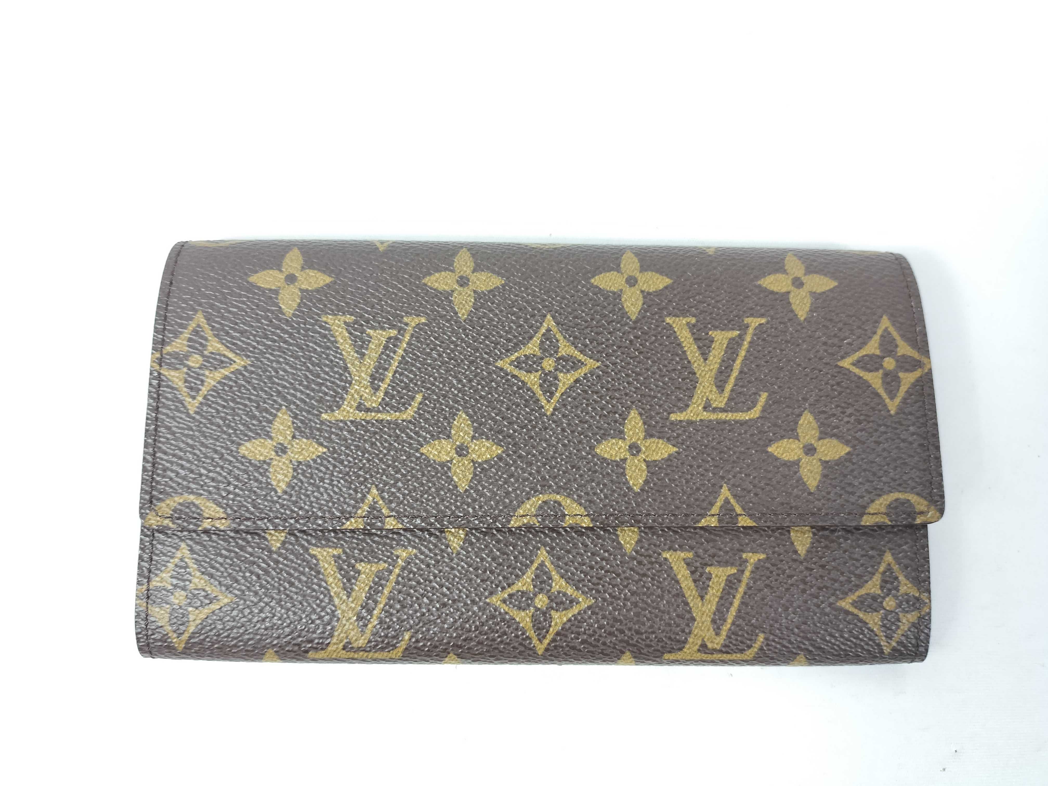 Monogram Wallet