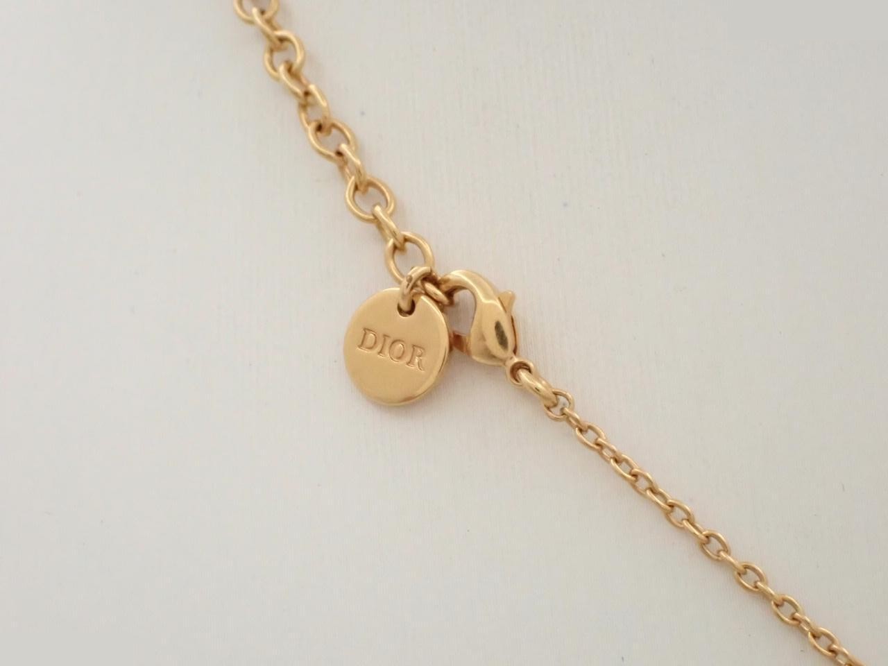 Gold necklace, chain approximately 47cm — view 2