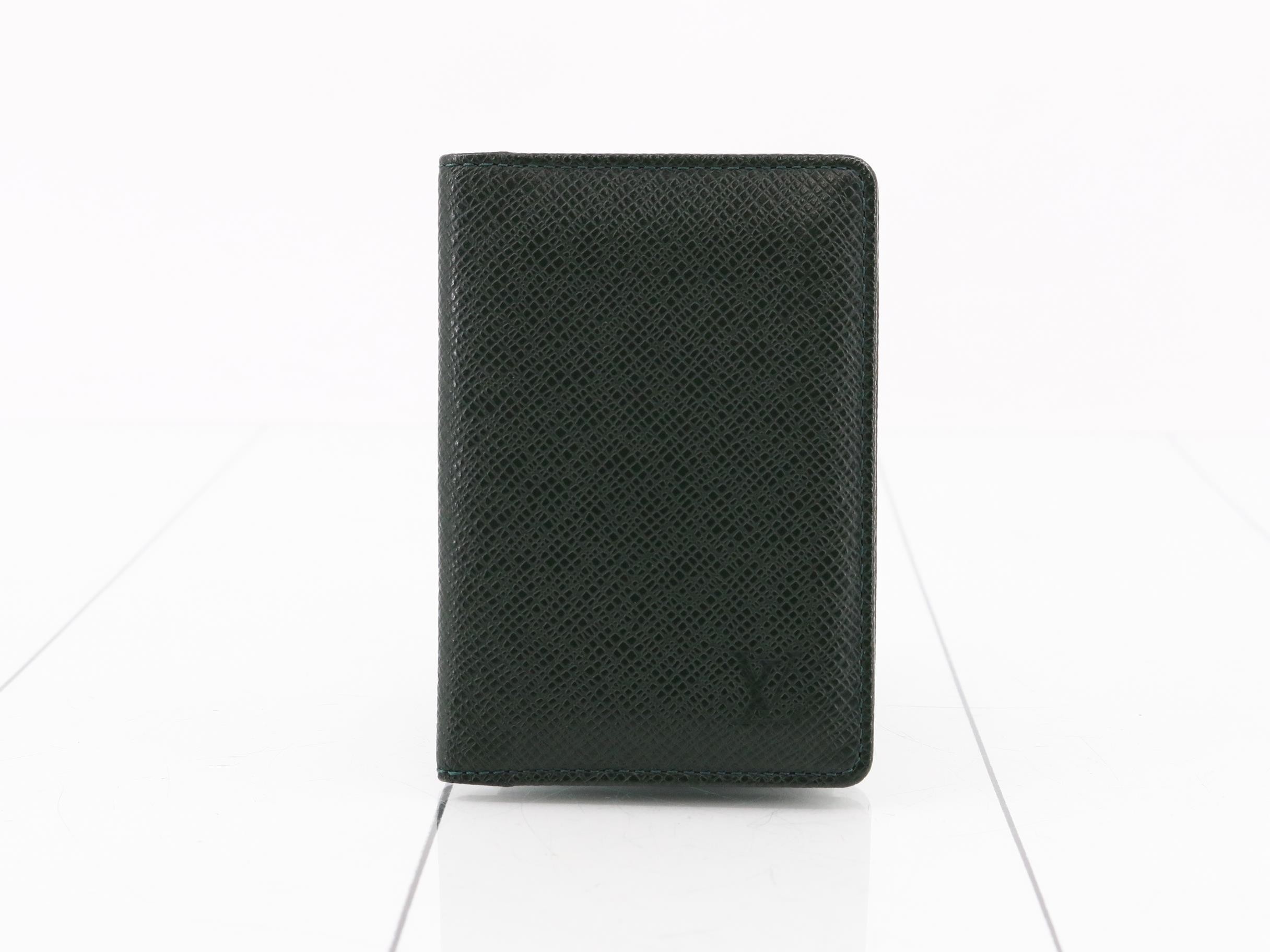 Taiga Card Case