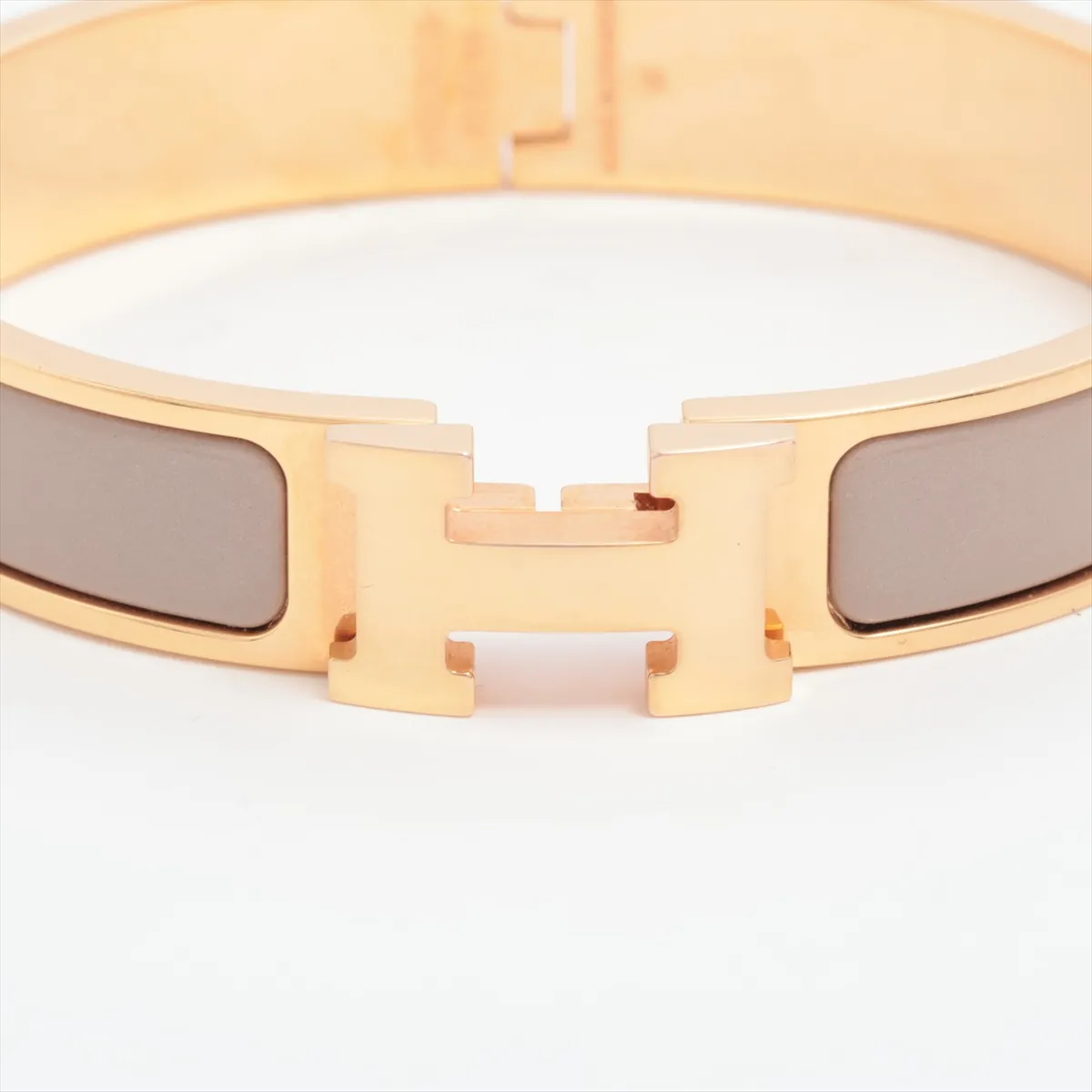 Click H Fan FI0264 Bangle GP Gold x Marron Glacé. Shows signs of wear including — view 3