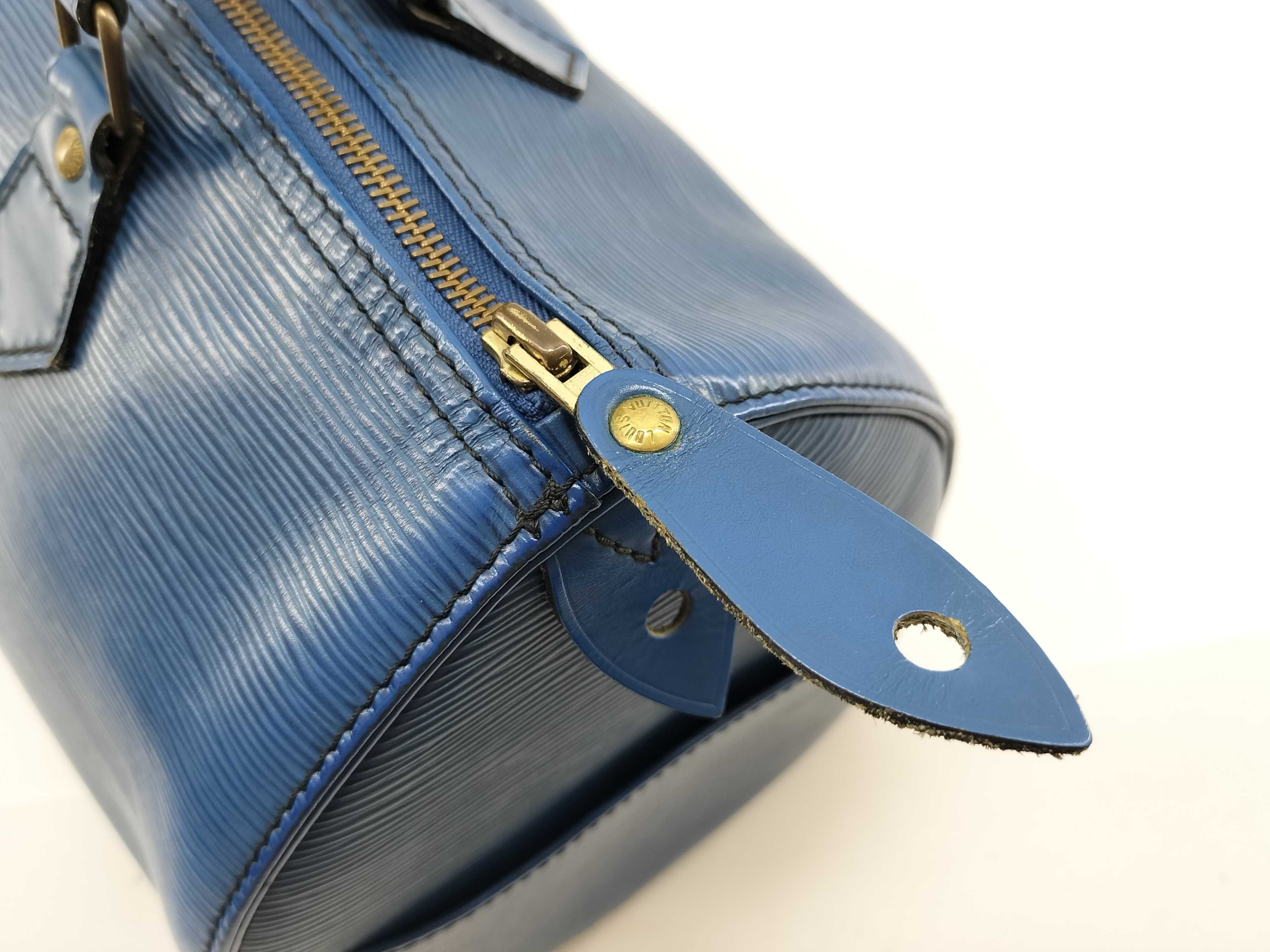 Monogram LV Epi Speedy 30 M43005/VI00971 Handbag — view 5