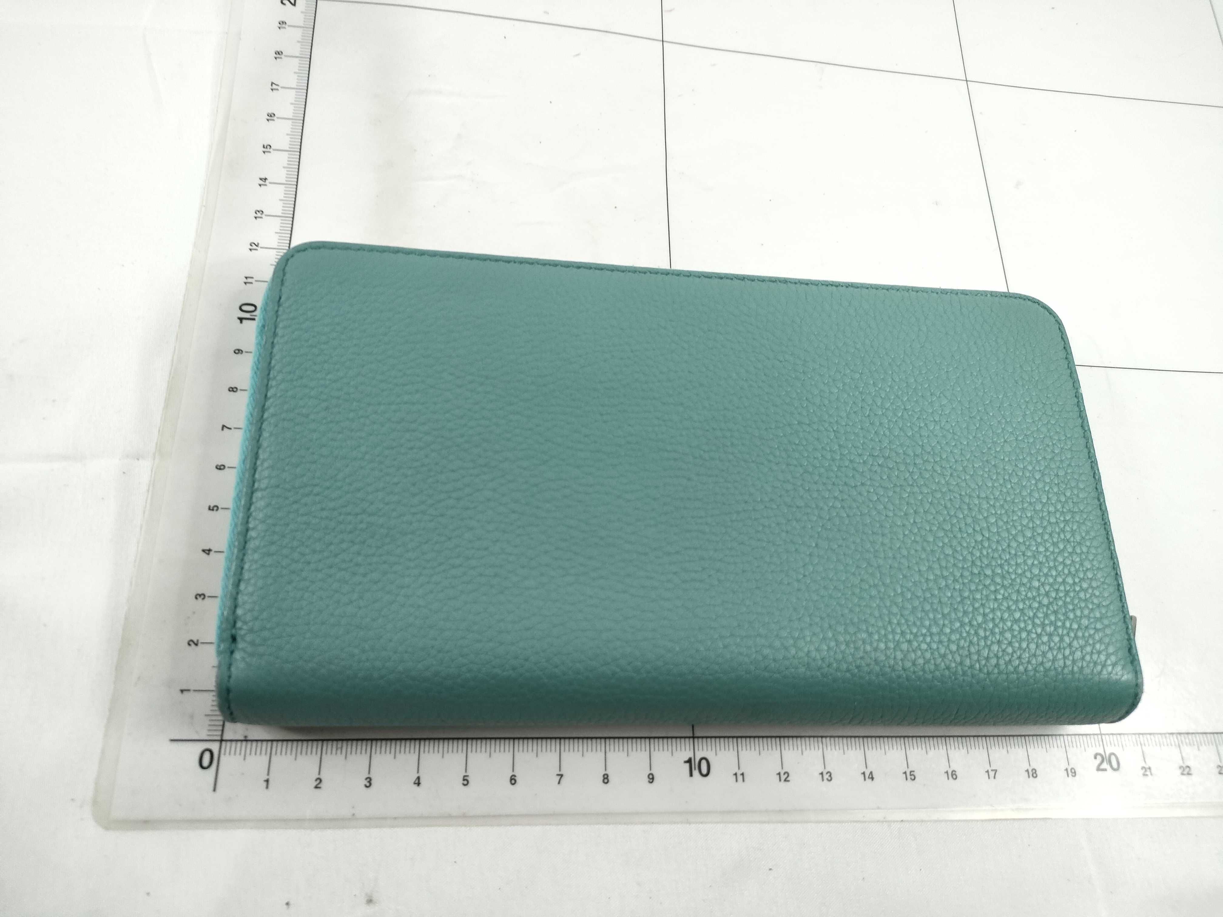 Long Wallet — view 2