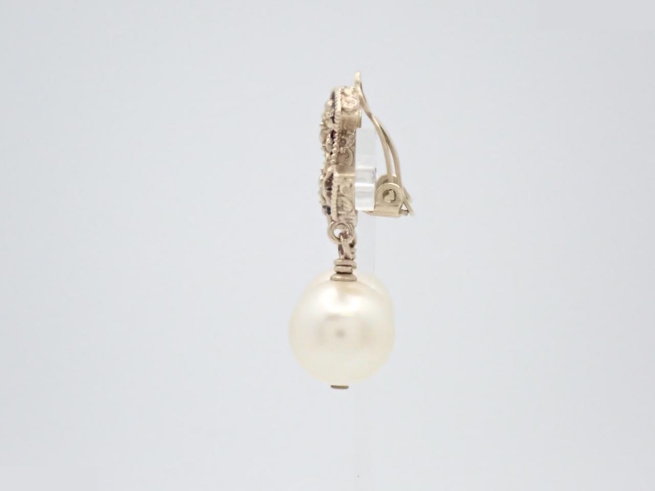Coco Mark Pearl Earrings B13C — view 3