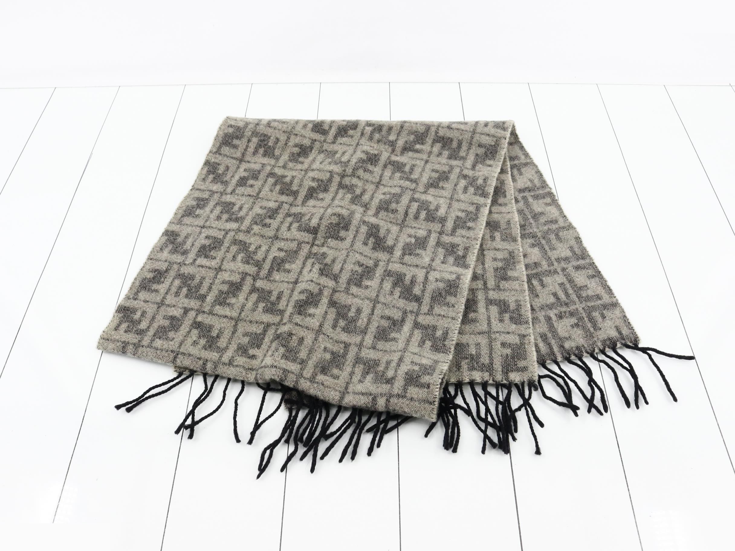 Zucca (accessories) - Scarf — view 3