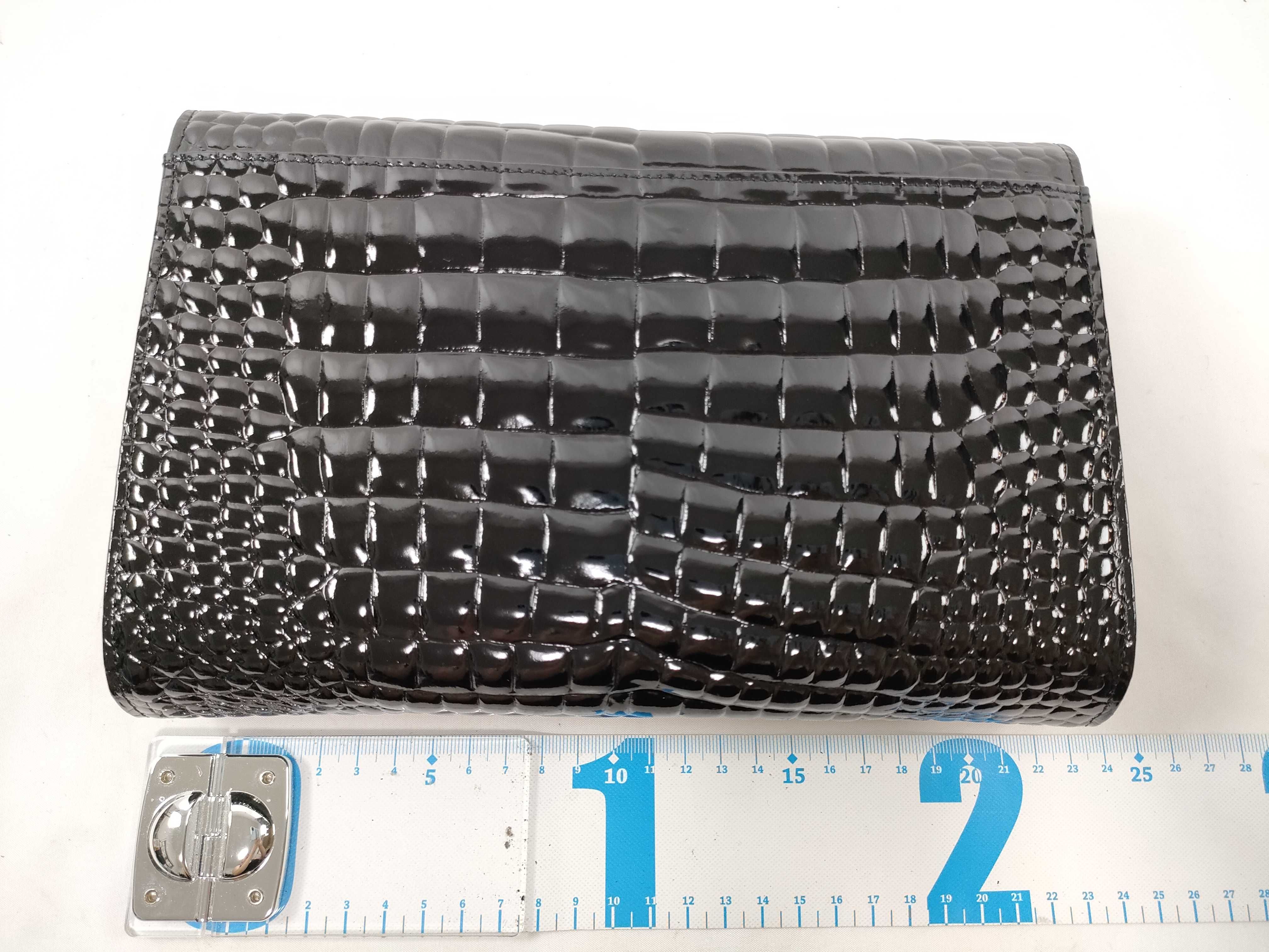 Handbag — view 2
