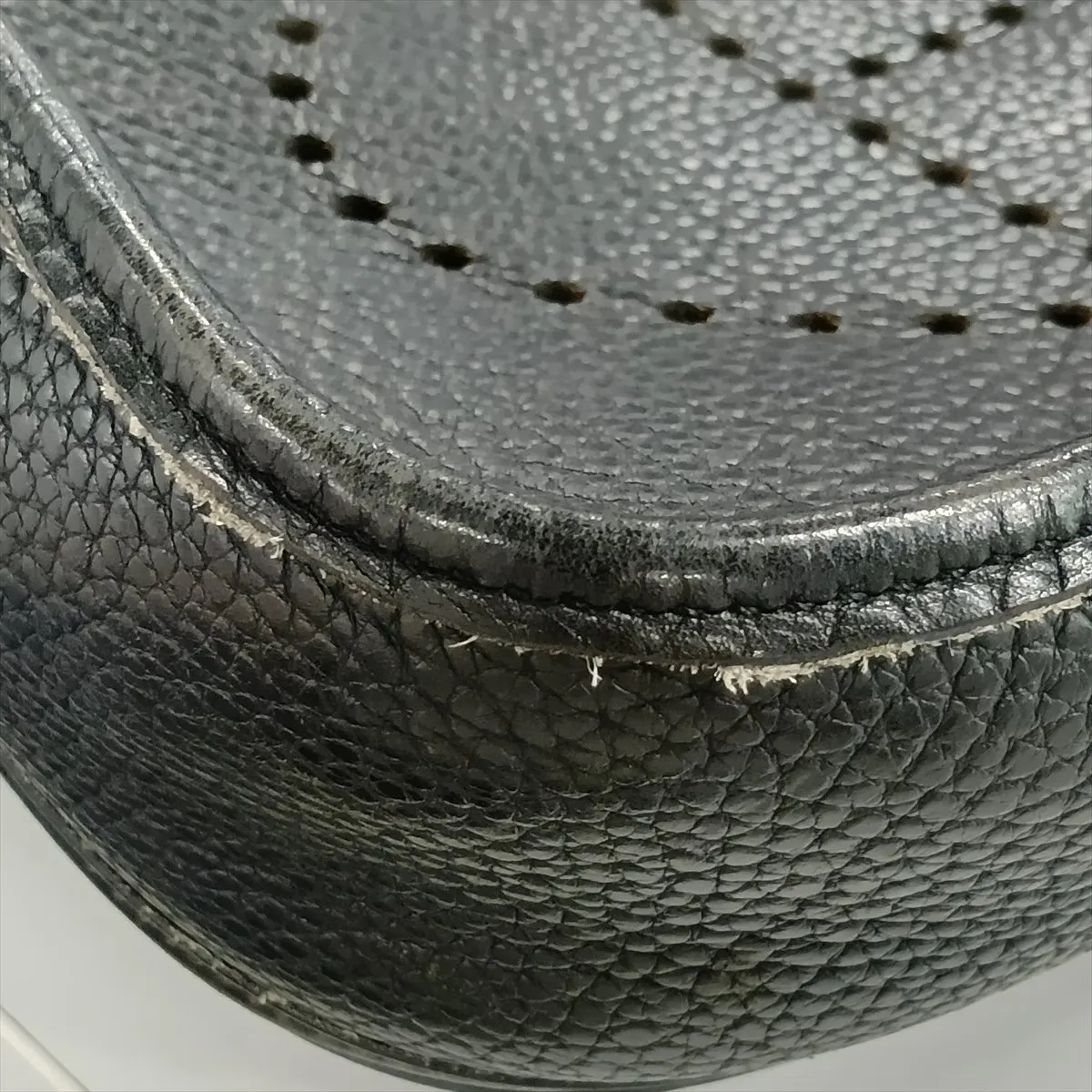 Evelyne II 29 PM Taurillon Clemence Black Silver Hardware H: 2004 Strap repaired by an aftermarket company — view 10