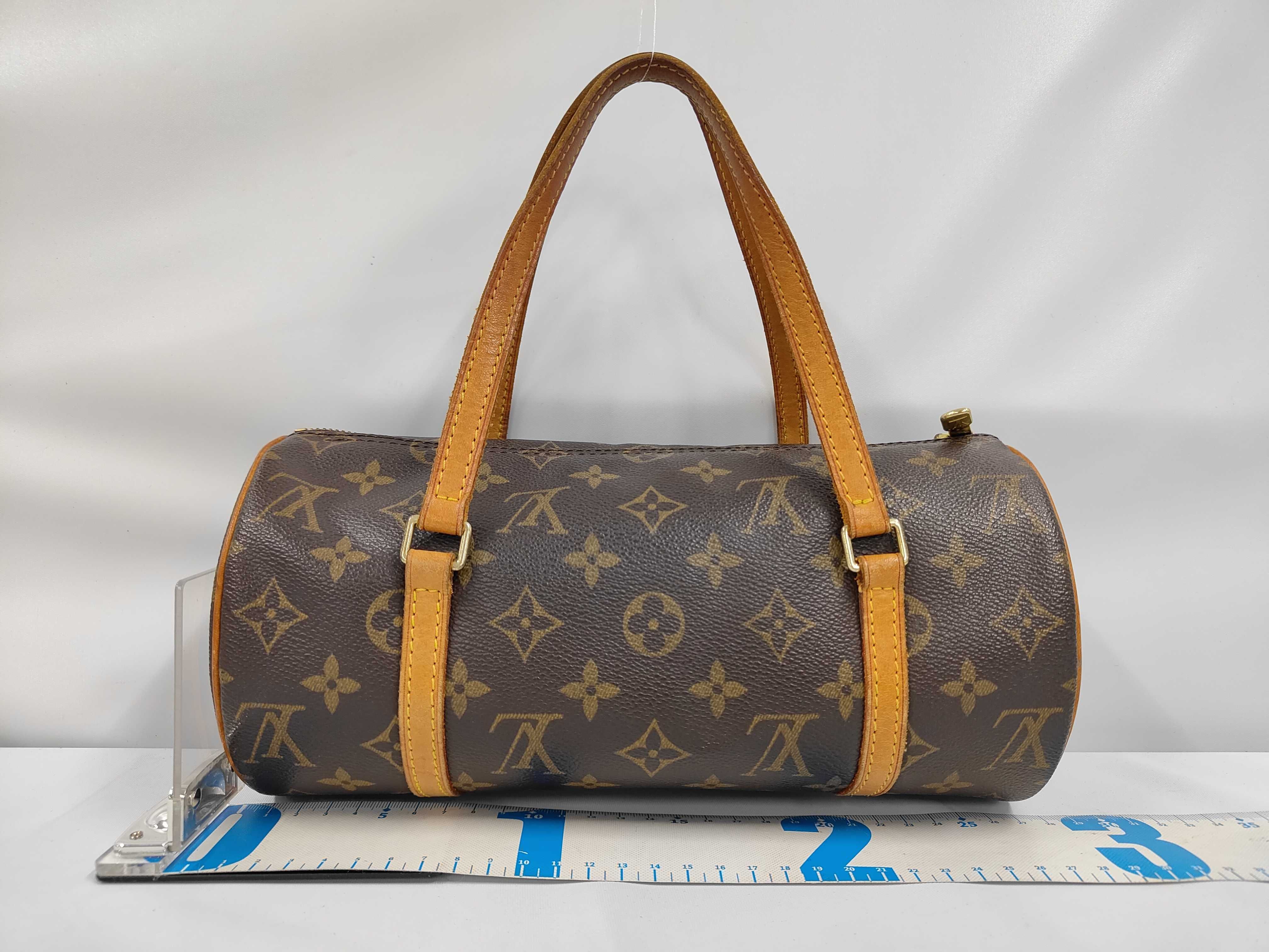(Louis Vuitton) Round cylindrical bag/handbag — view 2
