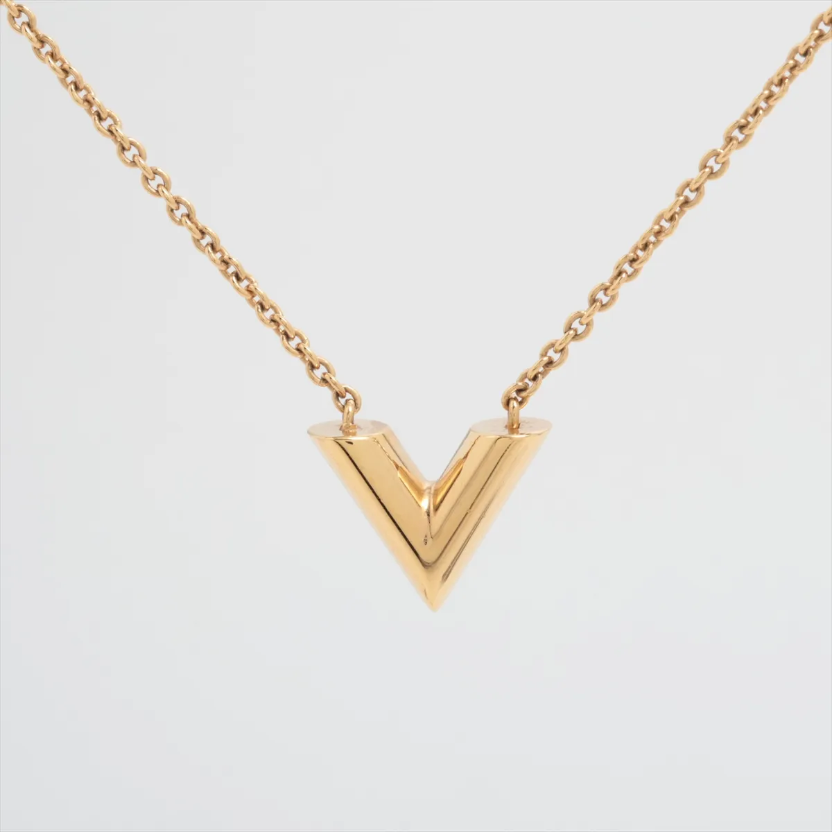 M00857 Essential V LE2283 Necklace, GP Gold. Shows signs of wear including — view 2