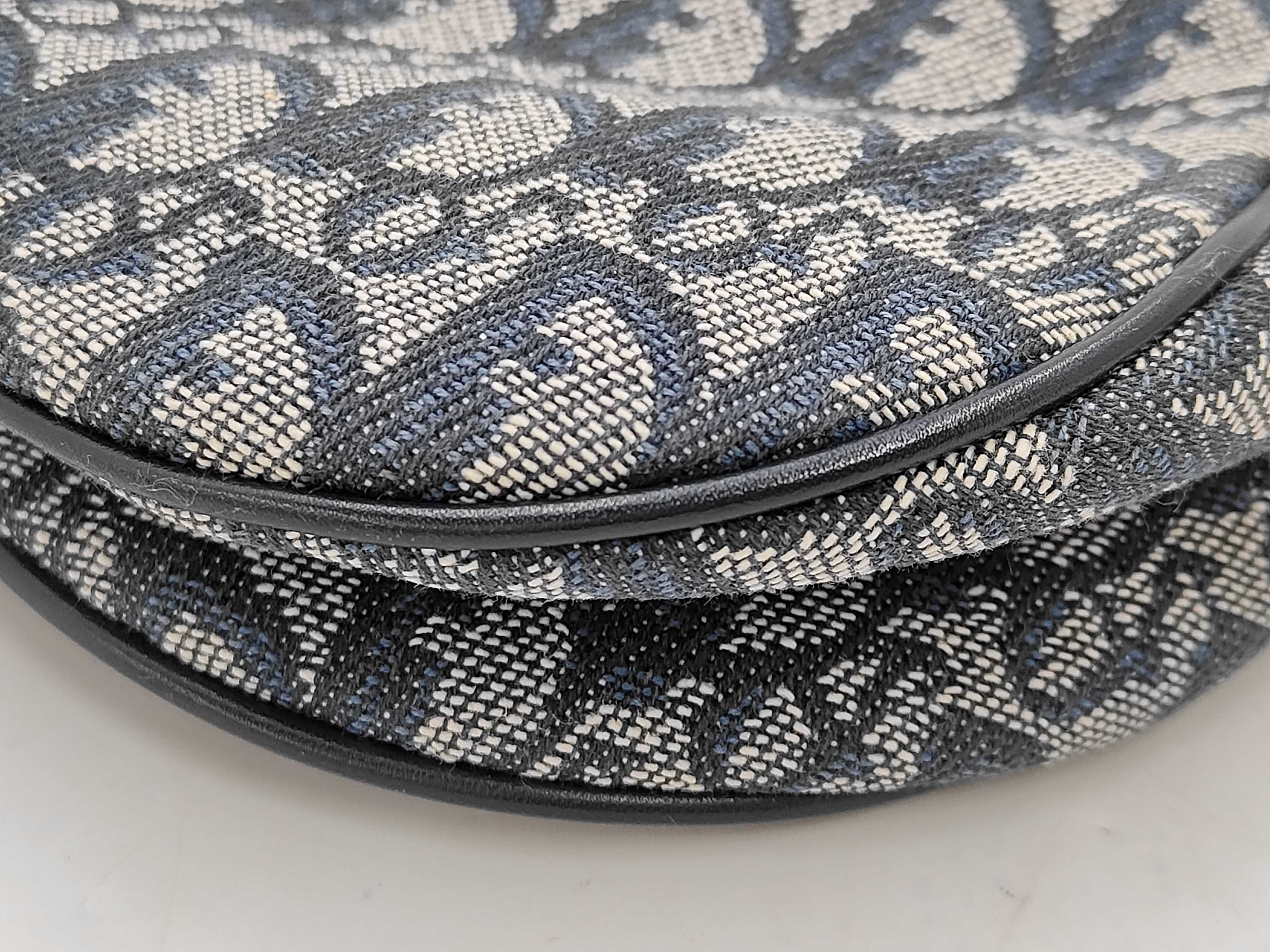 Trotter Oblique Saddle Shoulder Bag — view 7