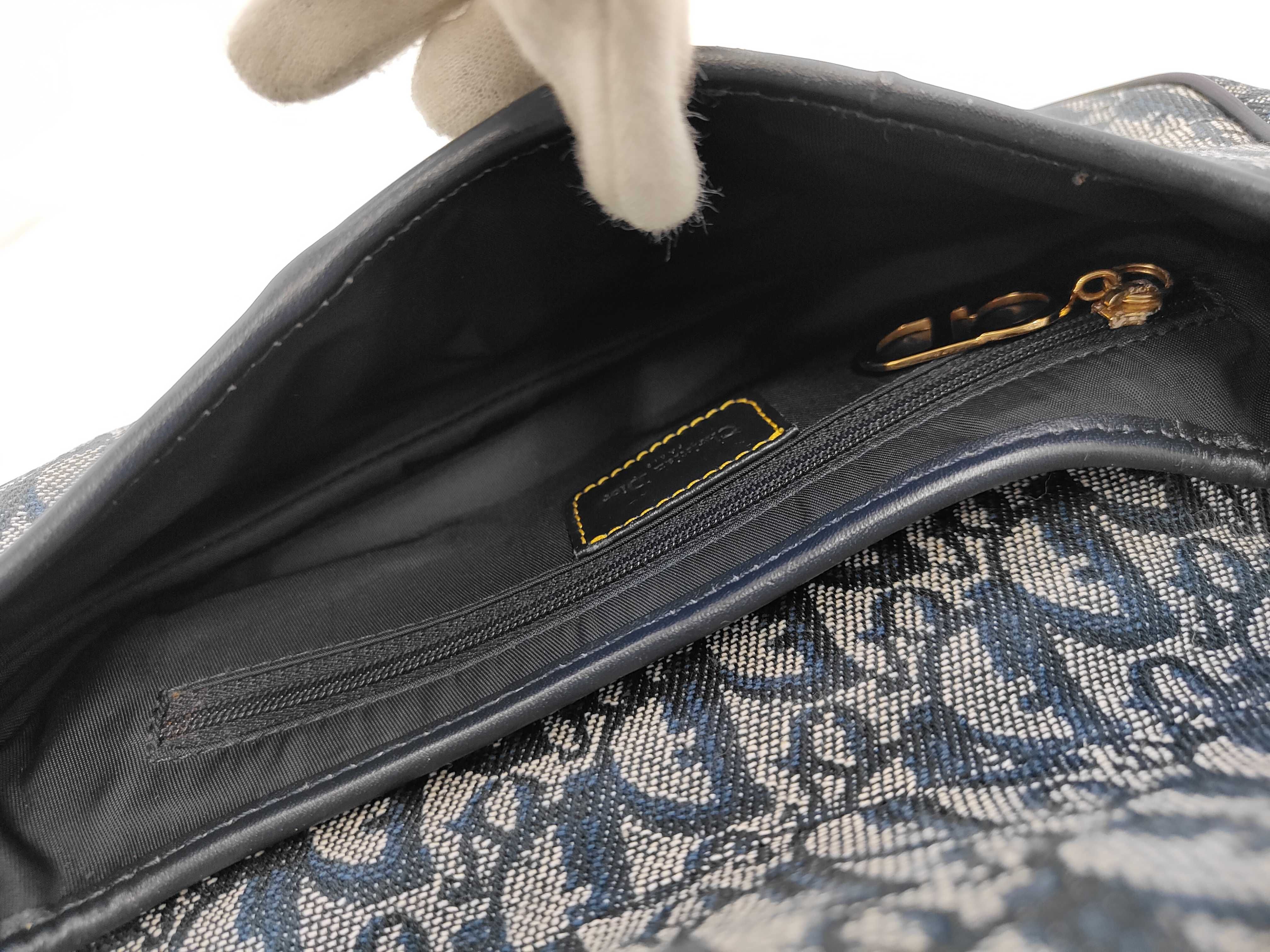 Trotter Oblique Saddle Shoulder Bag — view 9