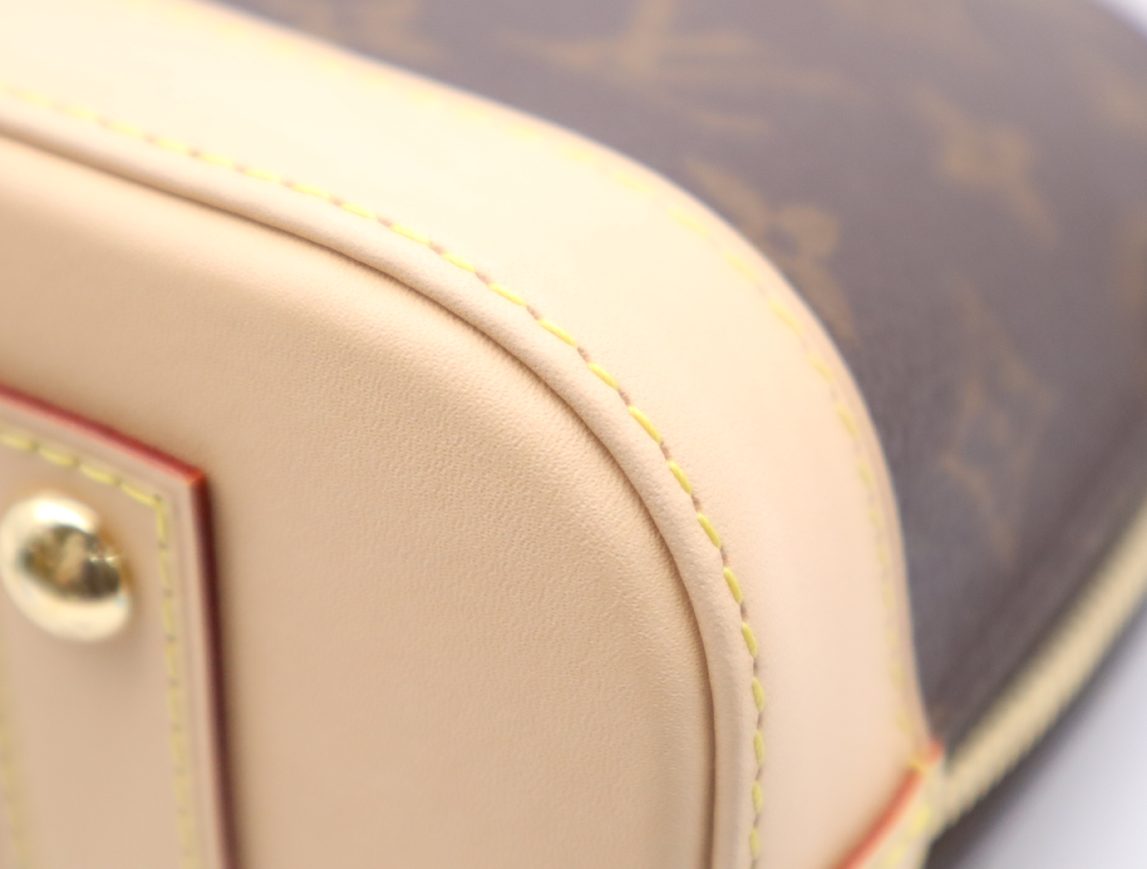 M46990 Monogram Alma BB Handbag with Shoulder Strap, Padlock, 2 Keys, Clochette, Dust Bag, and Box. RFID ID tested. — view 7