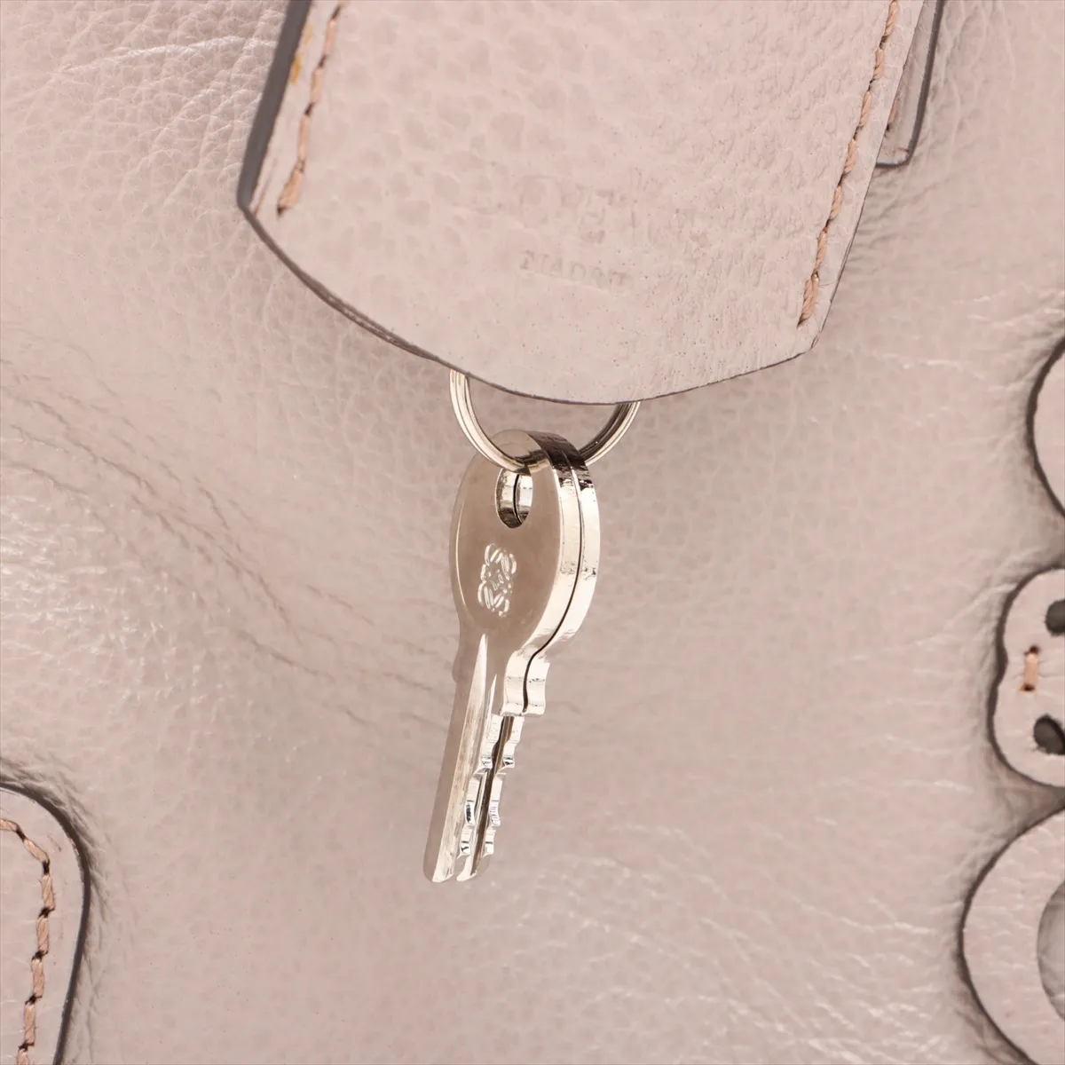 Amazona 28 Leather Handbag Purple — view 13