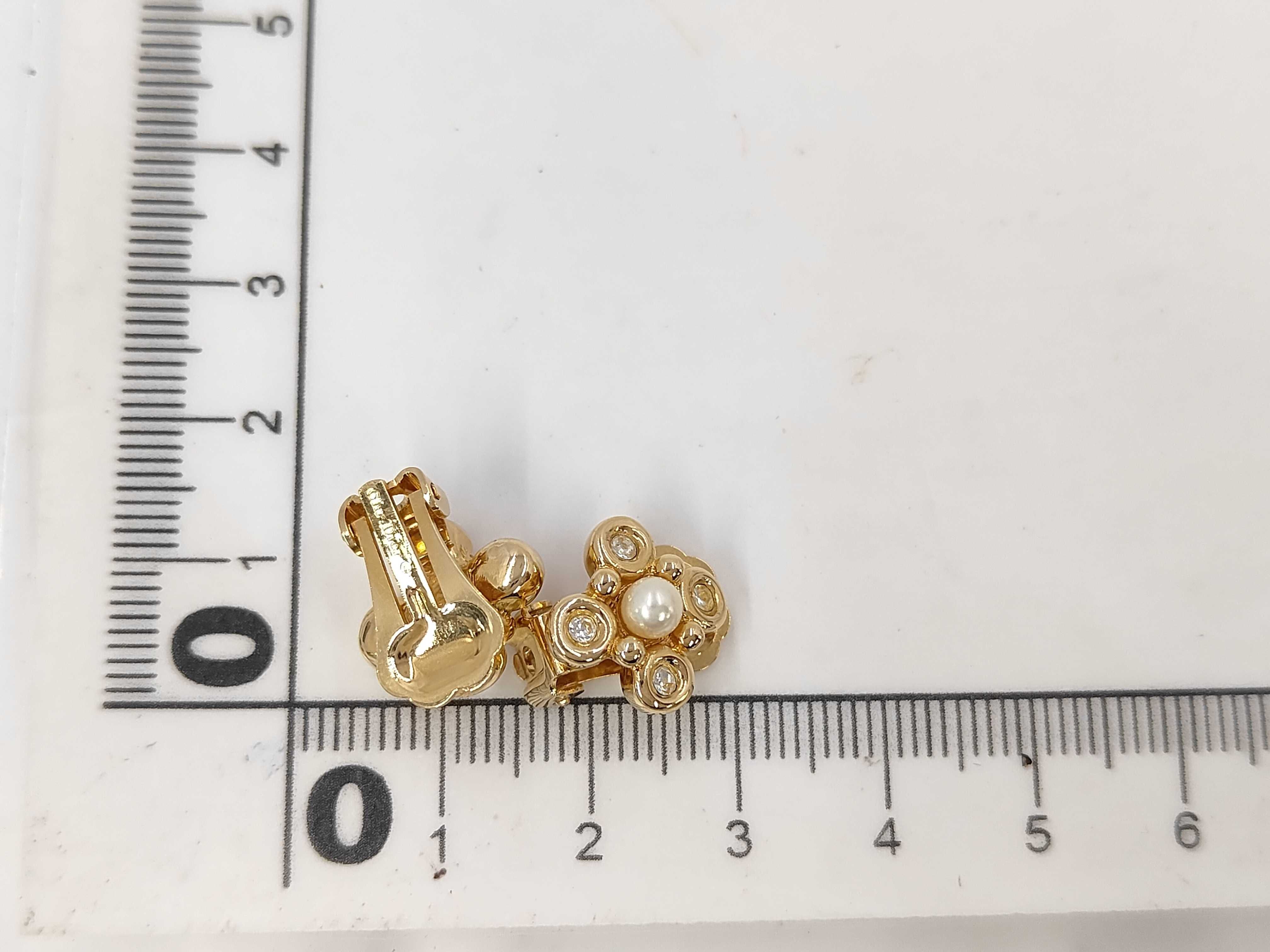 earrings — view 7