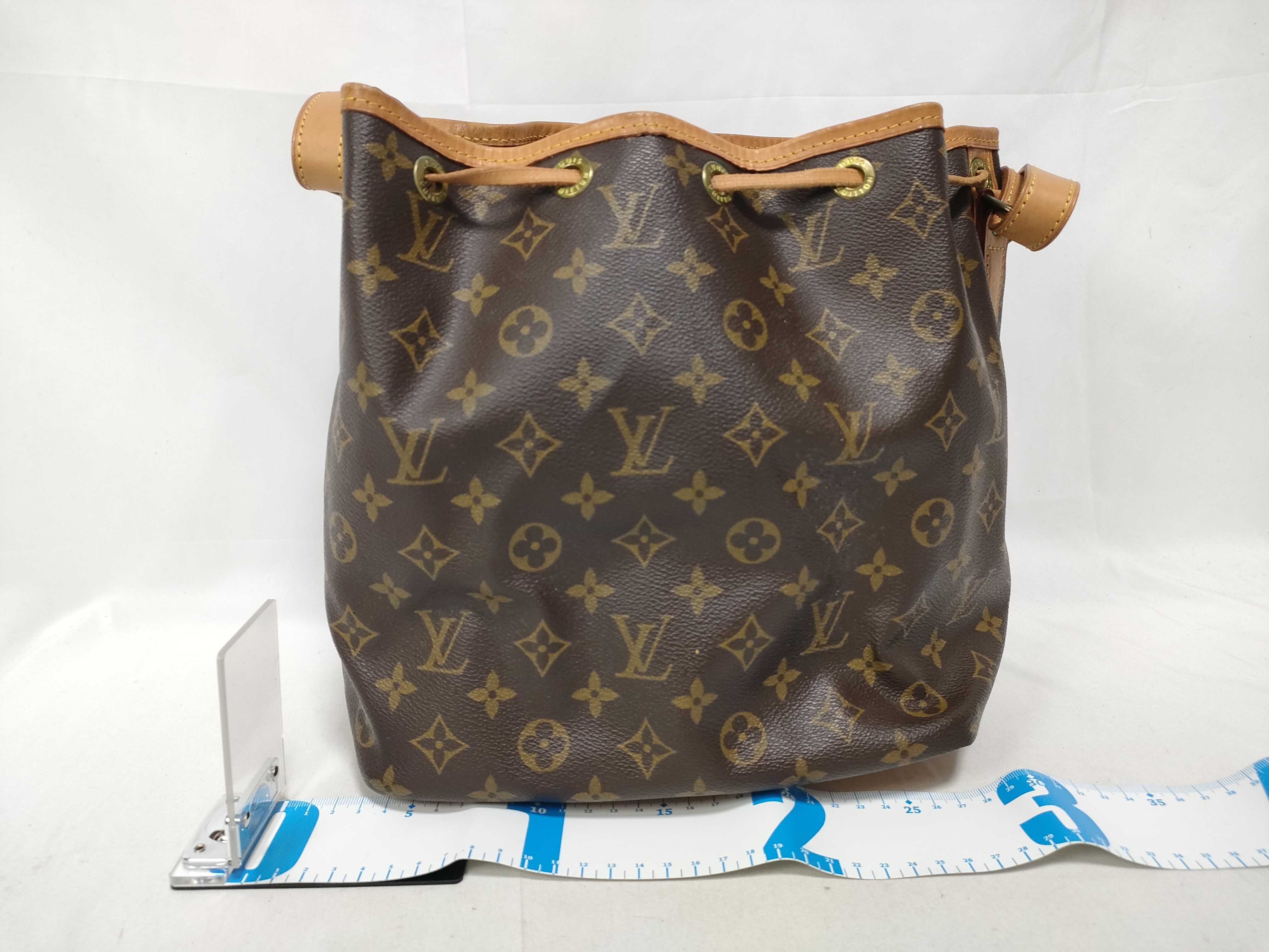 Monogram Louis Vuitton Petit Noé Shoulder Bag — view 2