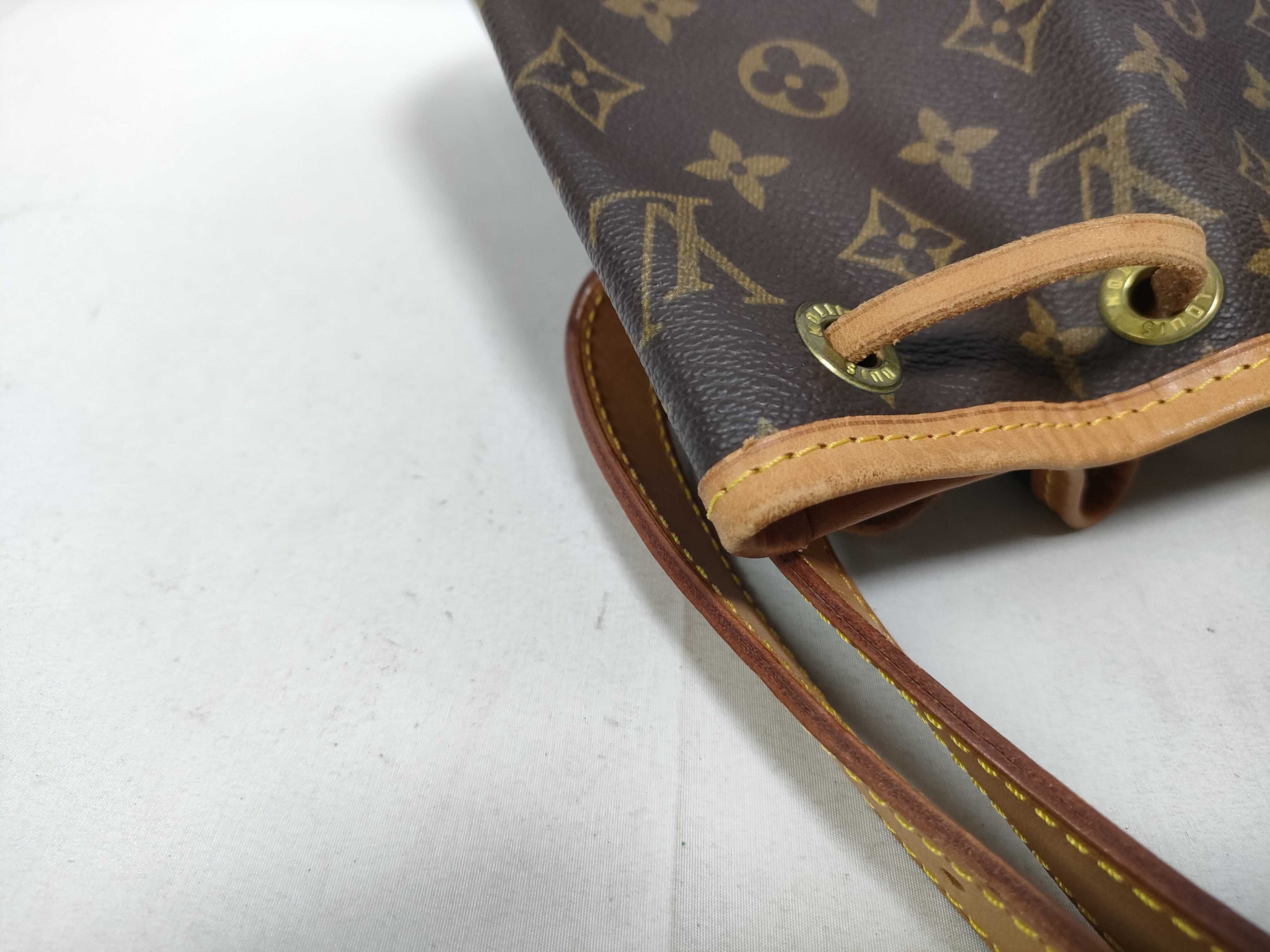 Monogram Louis Vuitton Petit Noé Shoulder Bag — view 13