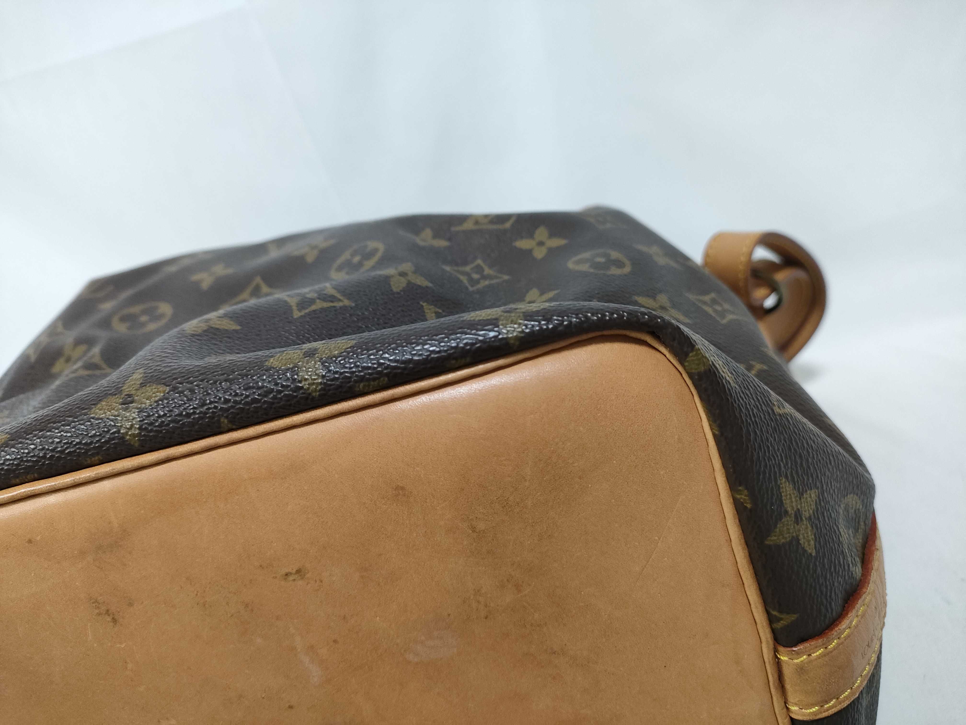 Monogram Louis Vuitton Petit Noé Shoulder Bag — view 4