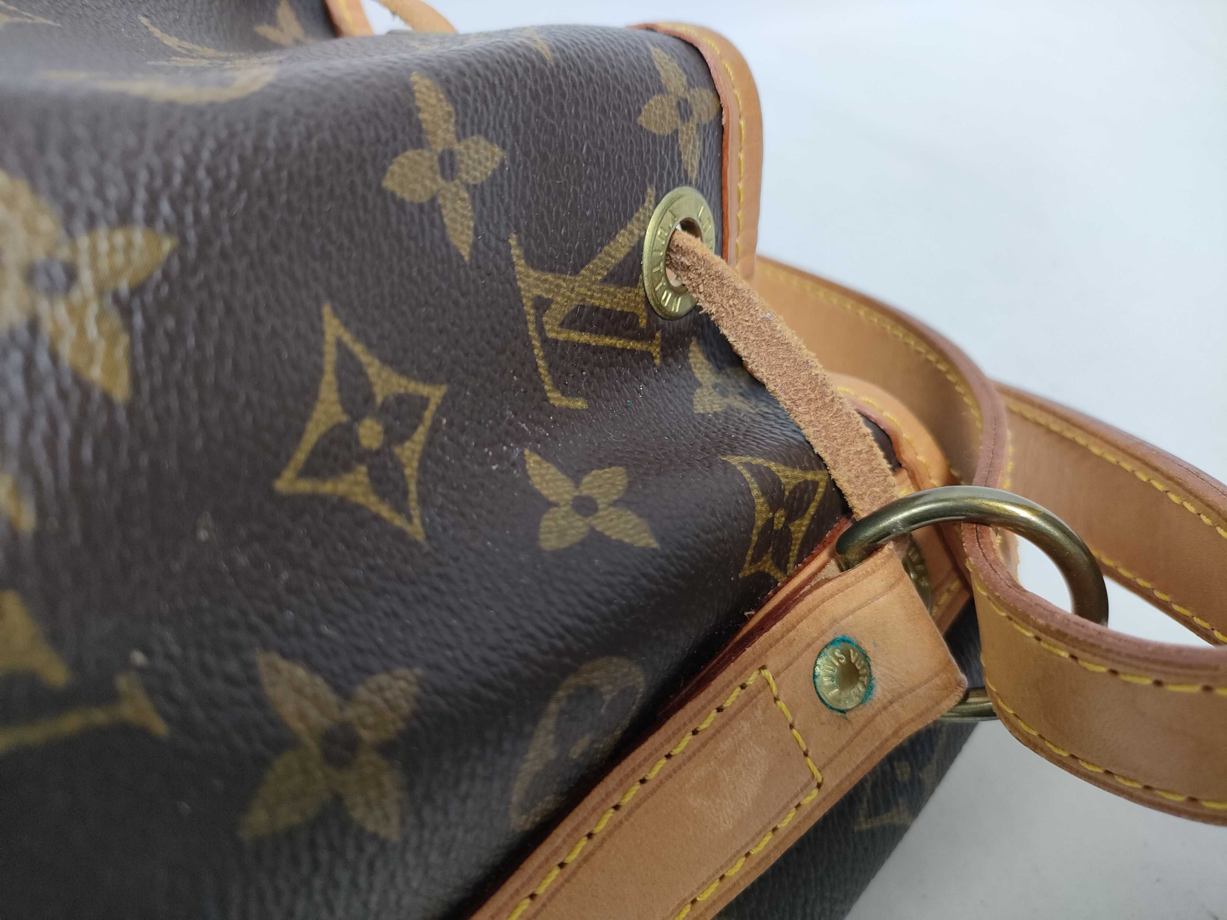 Monogram Louis Vuitton Petit Noé Shoulder Bag — view 7