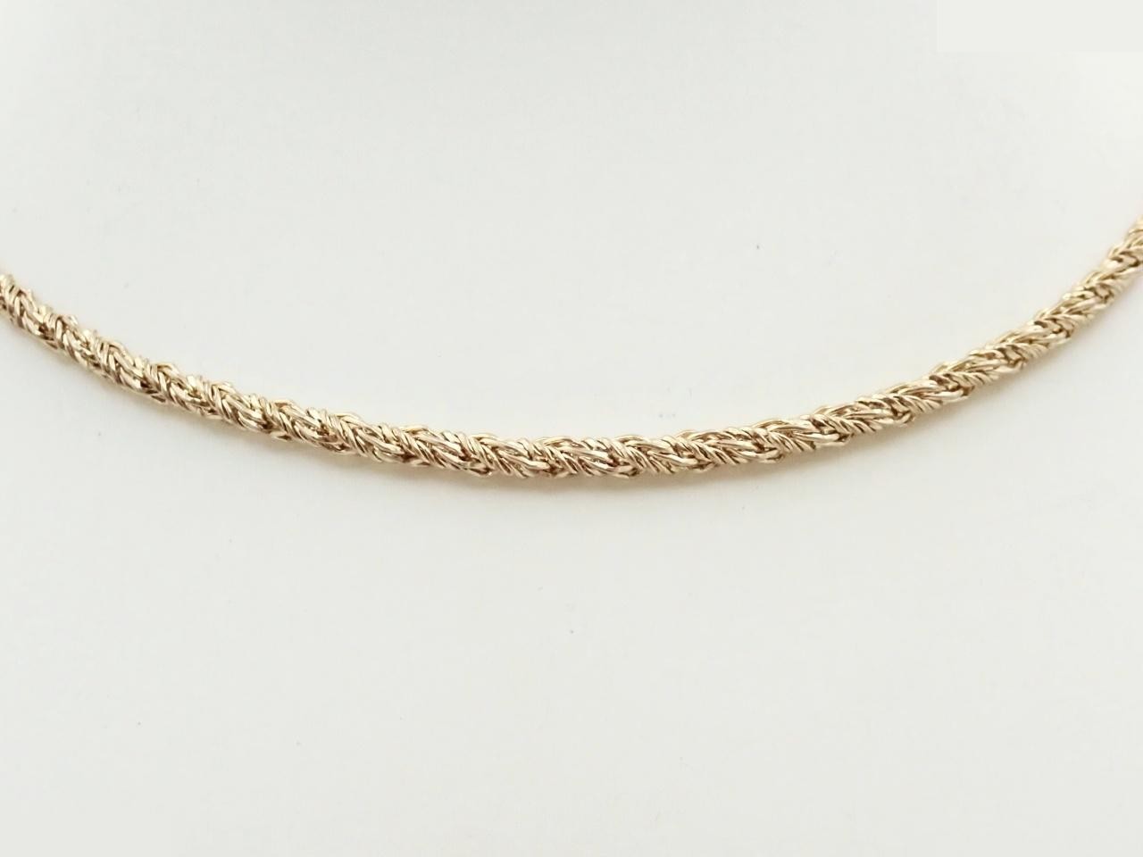 Other line: Precious metals, necklaces, pendants, neck circumference approximately 40cm