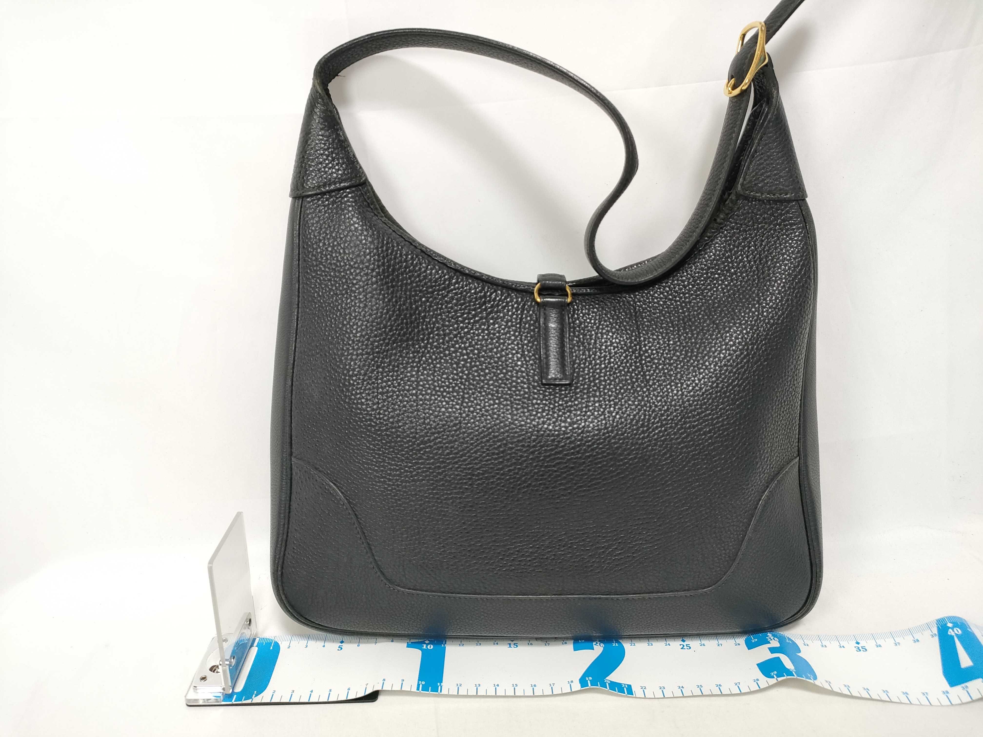 Trim 31 Shoulder Bag ( F stamp) — view 2