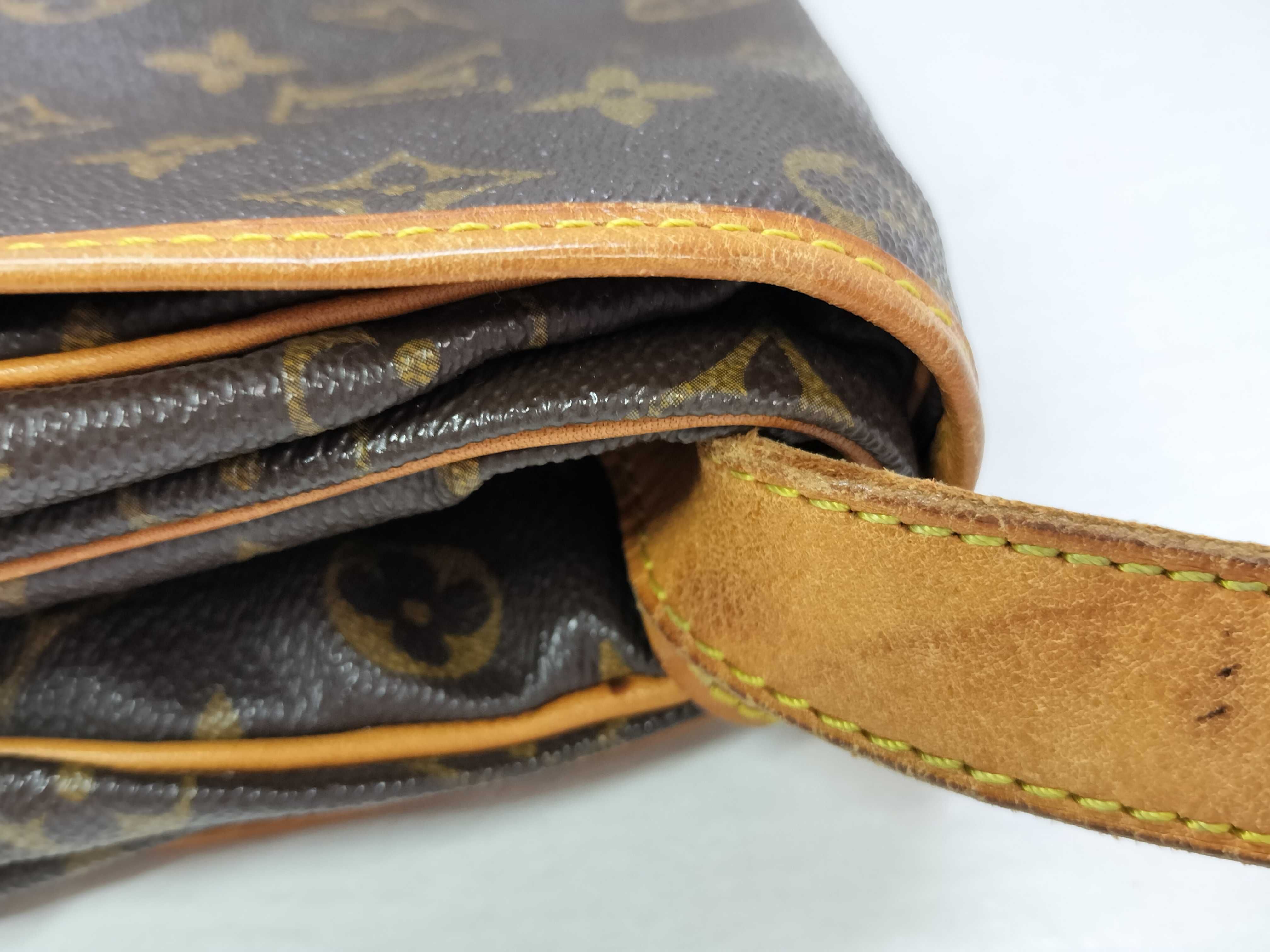 Monogram LOUIS VUITTON Saumur 35 M42254 Shoulder Bag — view 5