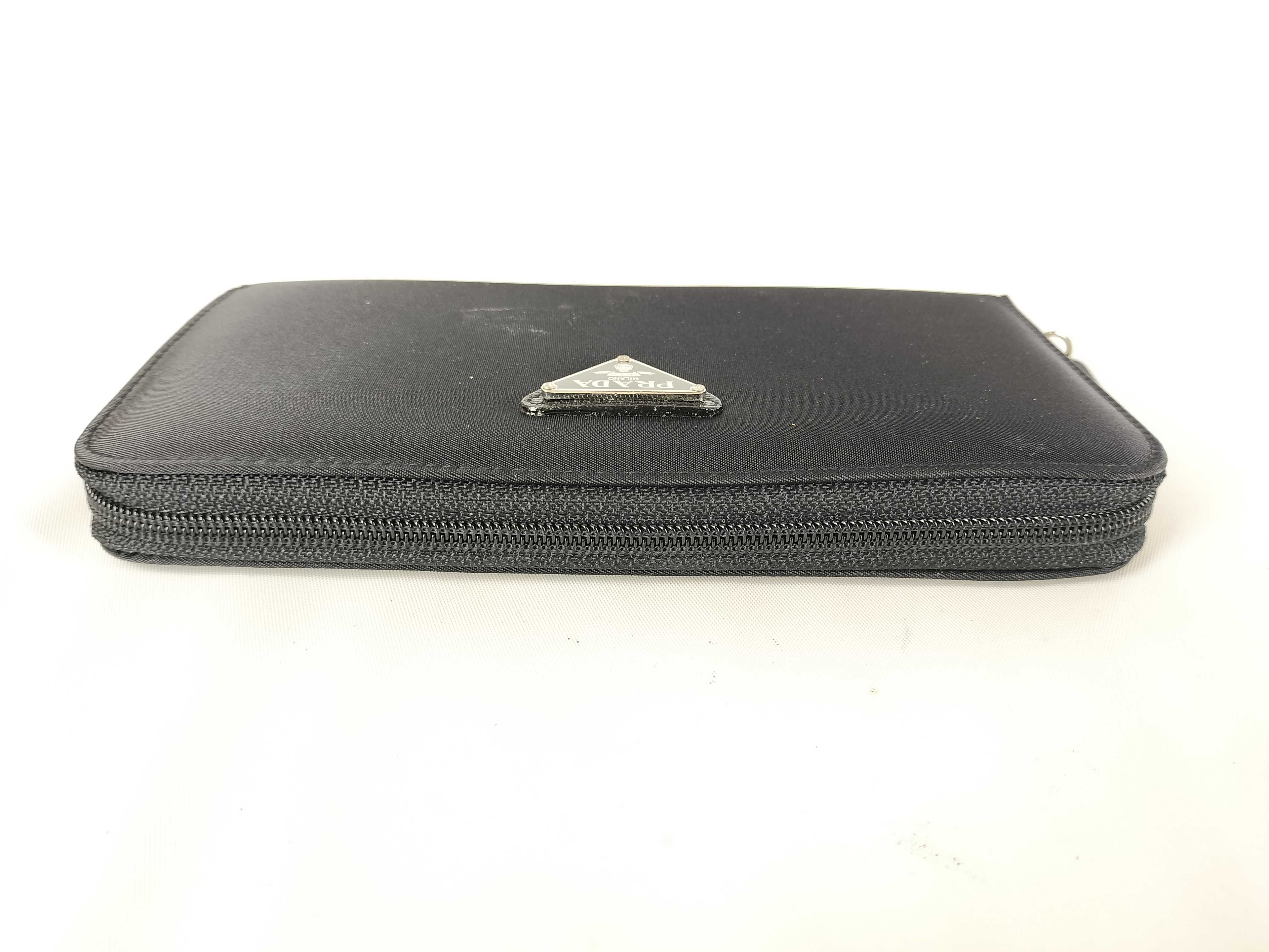 Nylon Long Wallet, Round Zip Wallet — view 4