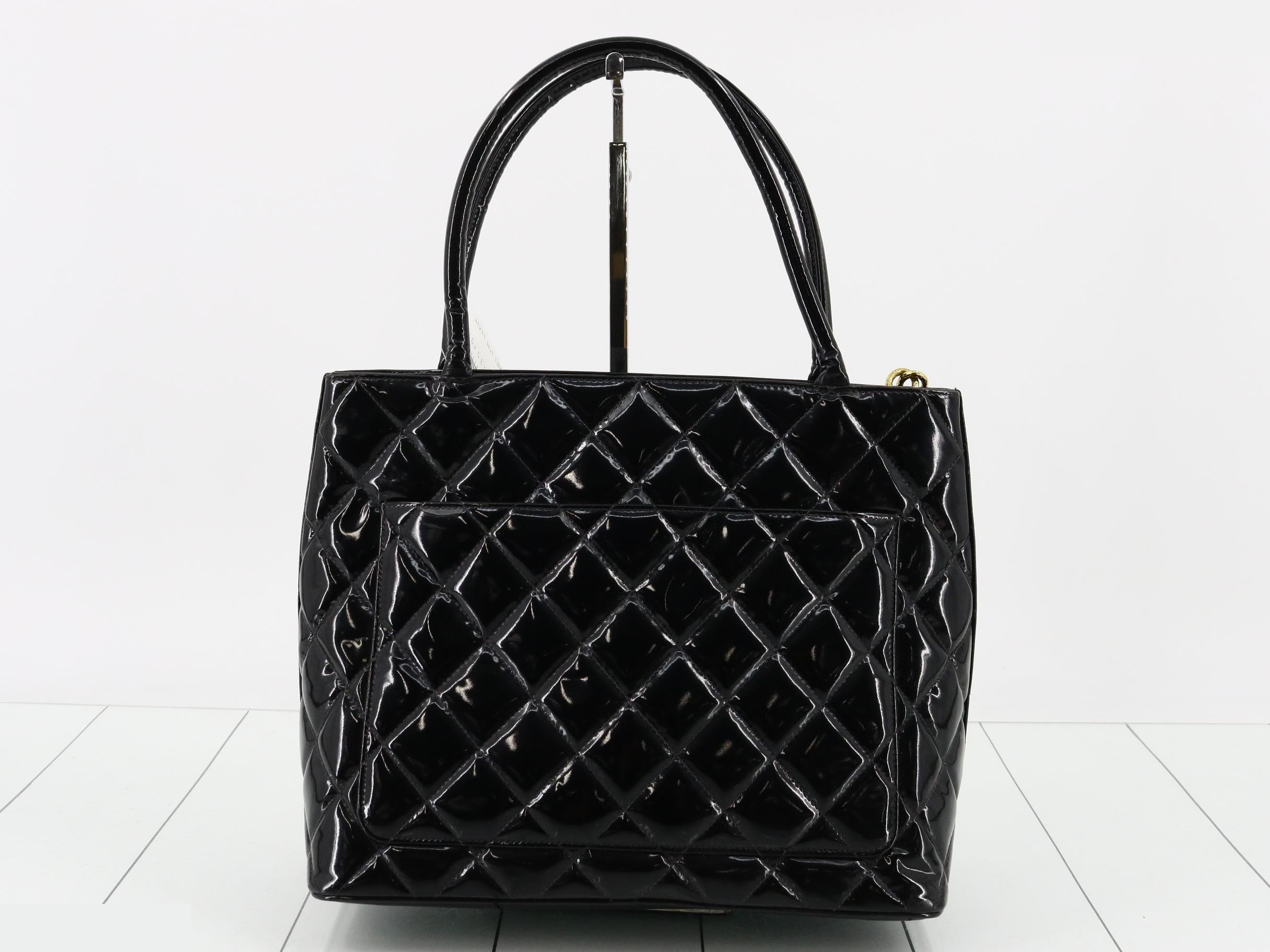 Reissue Tote Bag, Enamel Tote Bag, Black — view 2