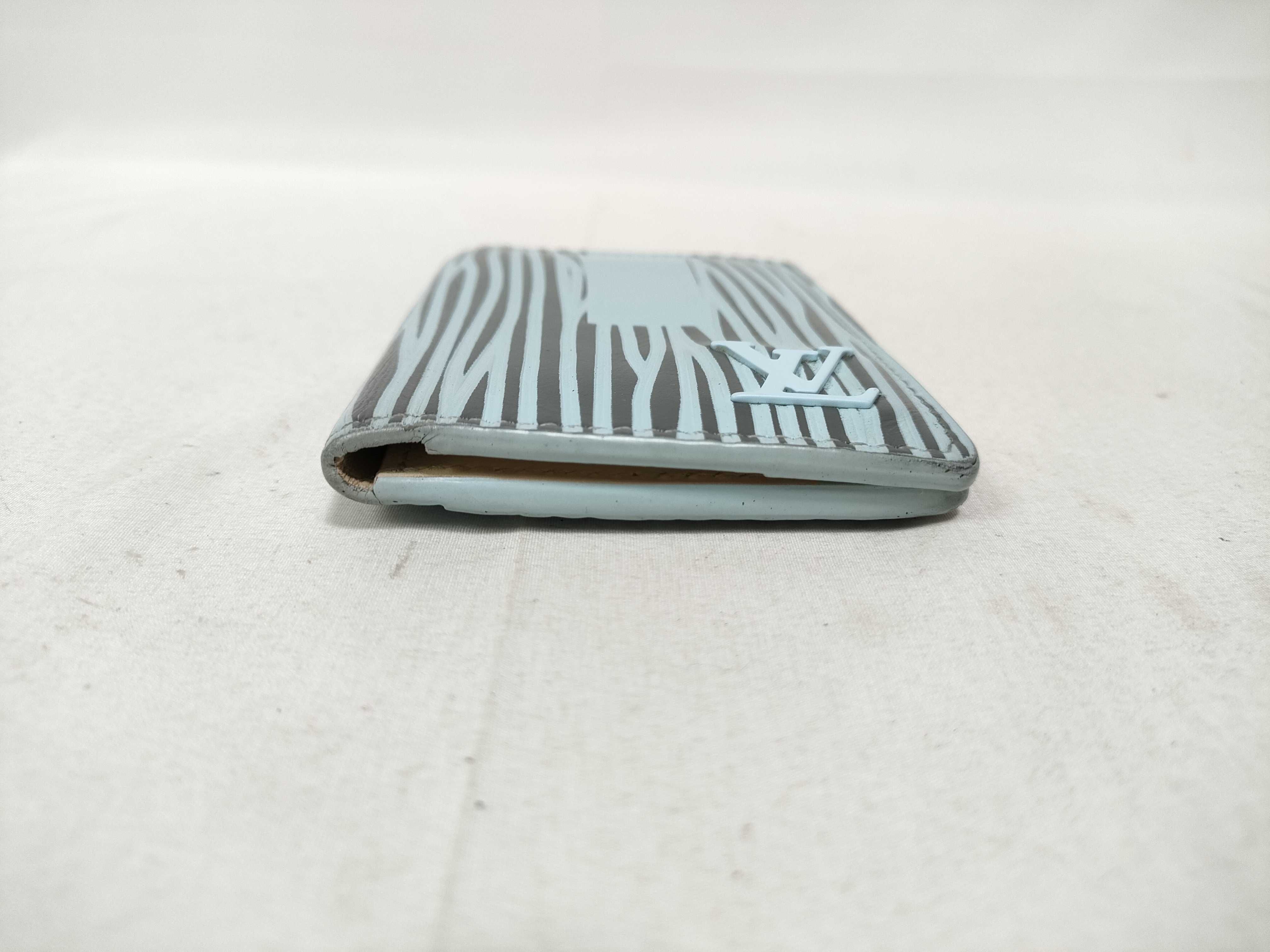Current Korean Collaboration Epi Card Case Organizer de Poche Card Case — view 6