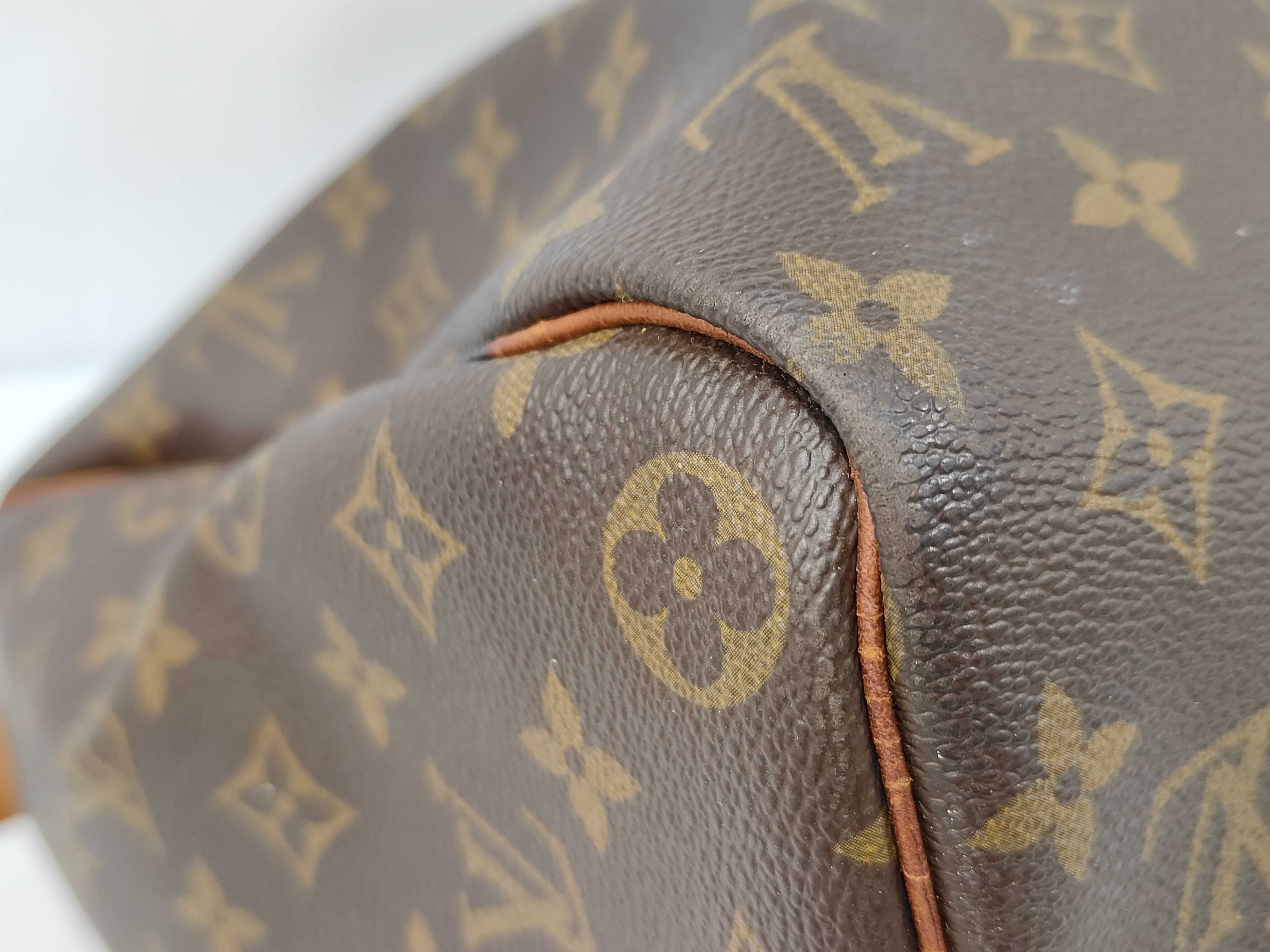 LV Keepall Boston Bag — view 4