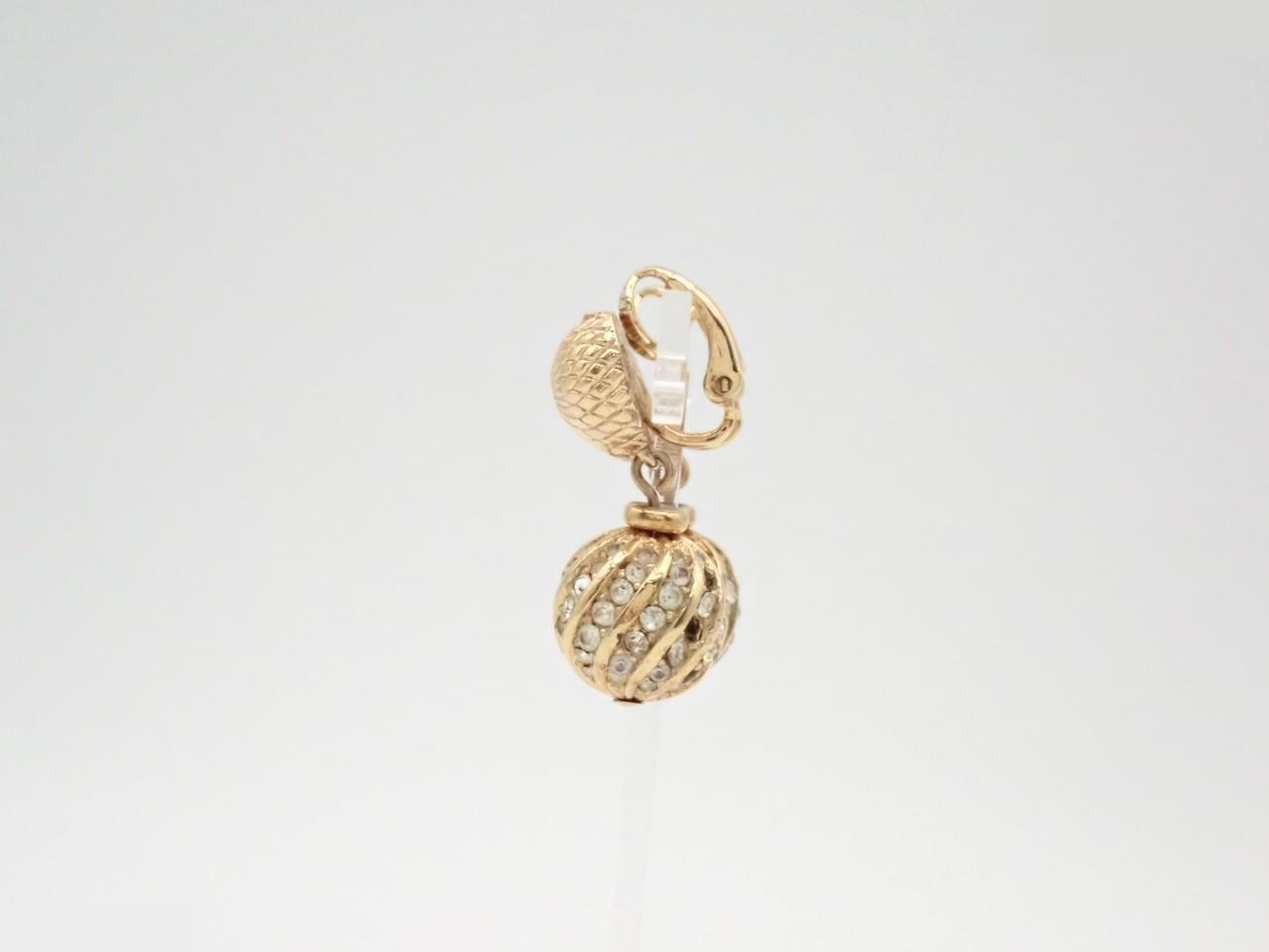 Earrings — view 3