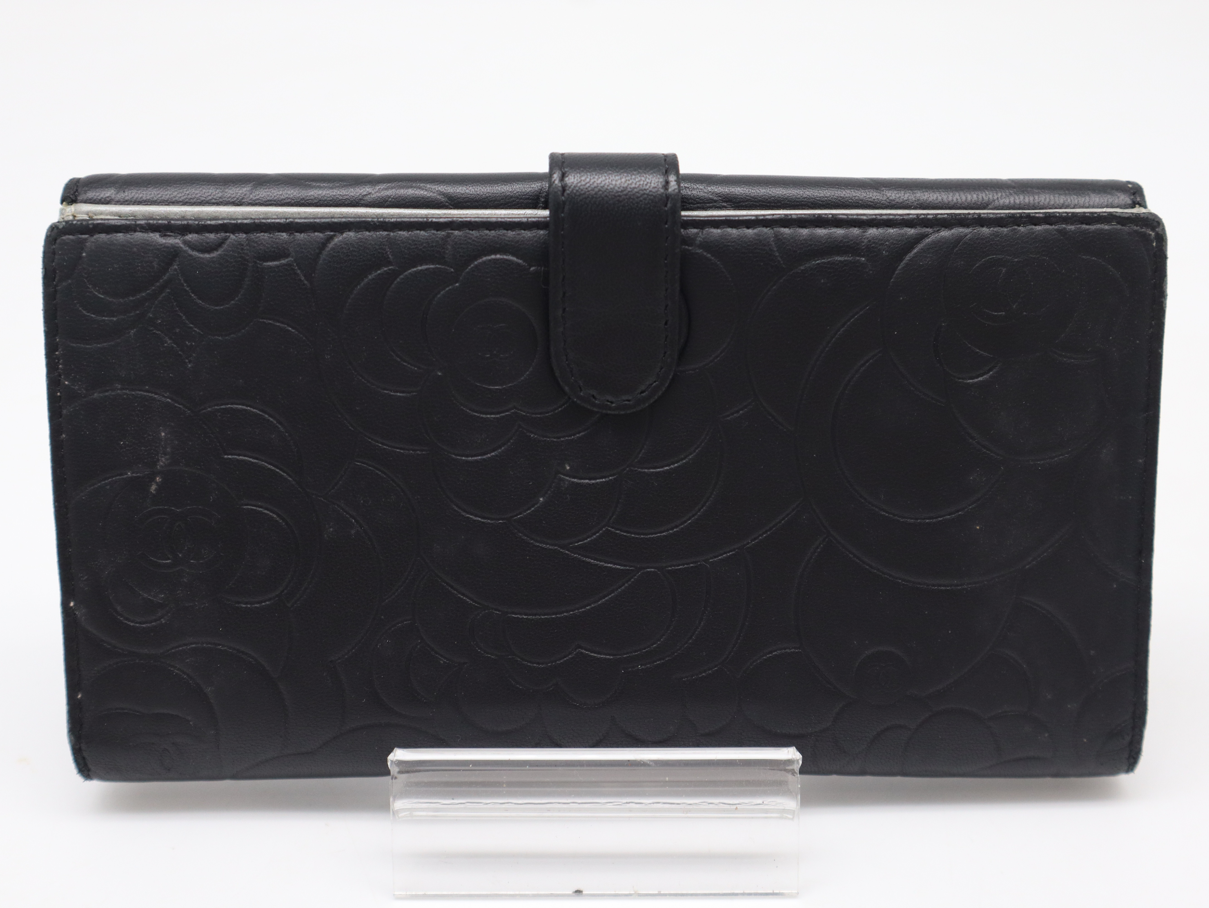 Lambskin Camellia Long Wallet, Black, with Seal and Card Holder, Item Number 15396338, with Guarantee Card and Box. — view 2