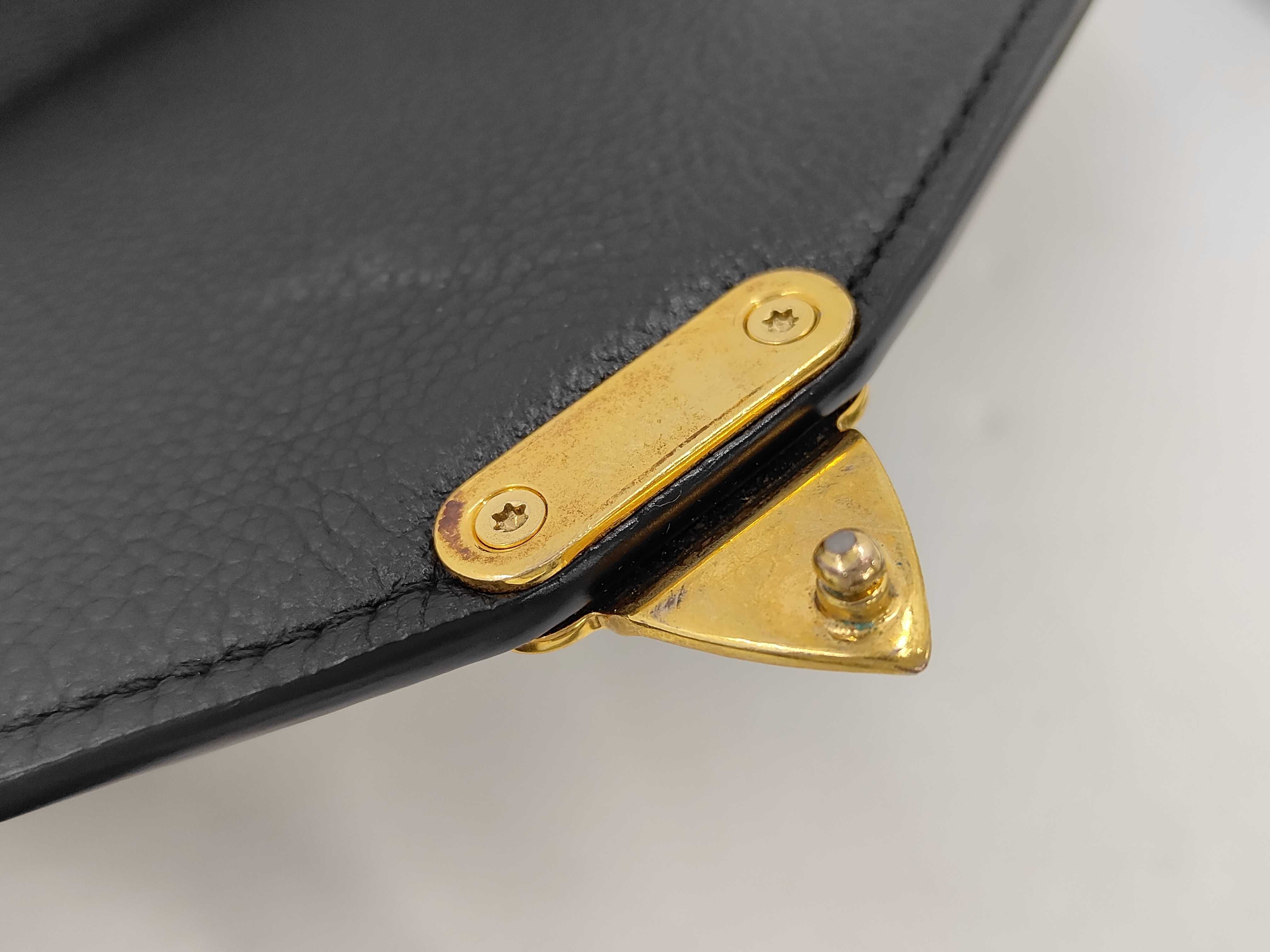 Metis Black Leather Shoulder Bag — view 14