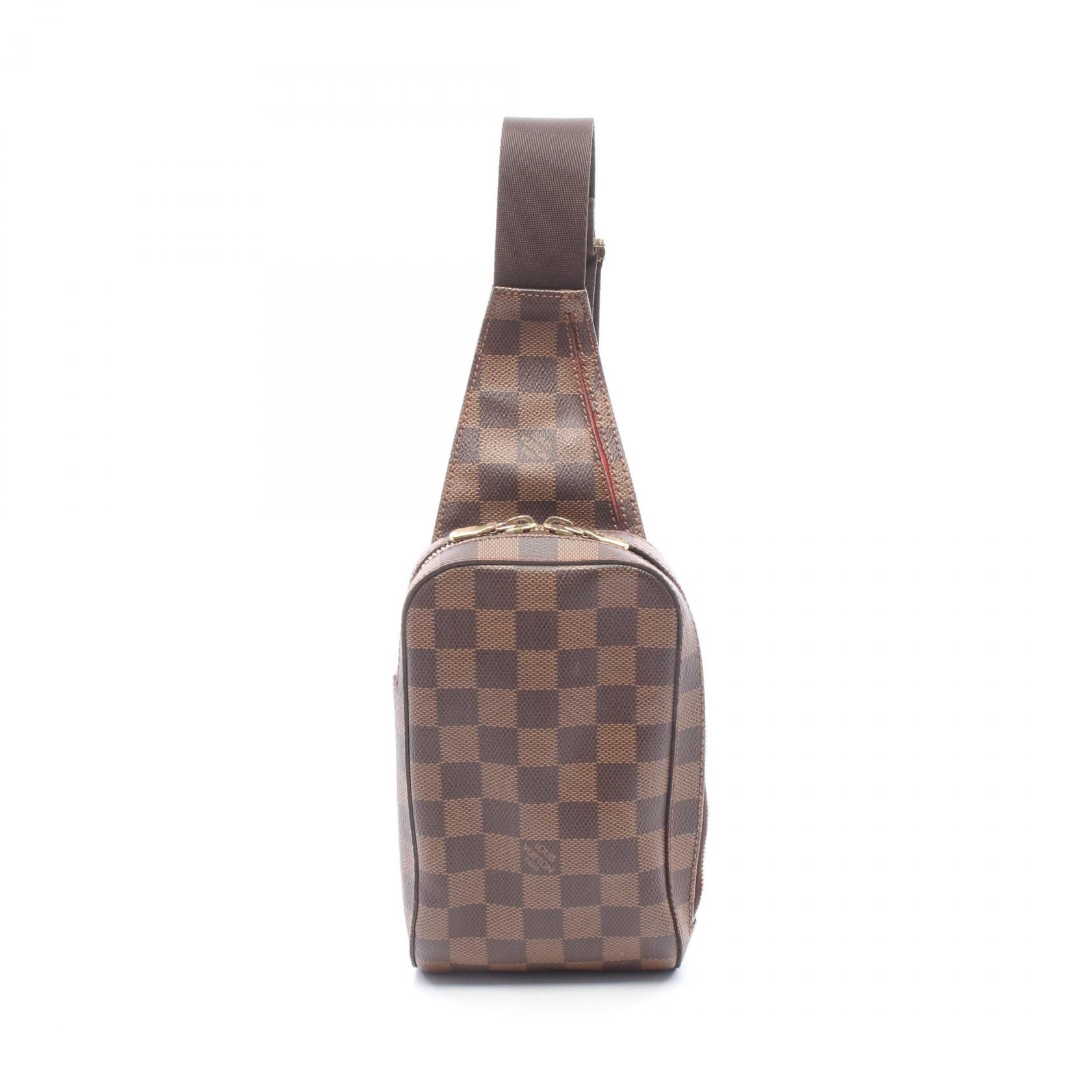 Geronimos, Damier Ebene
