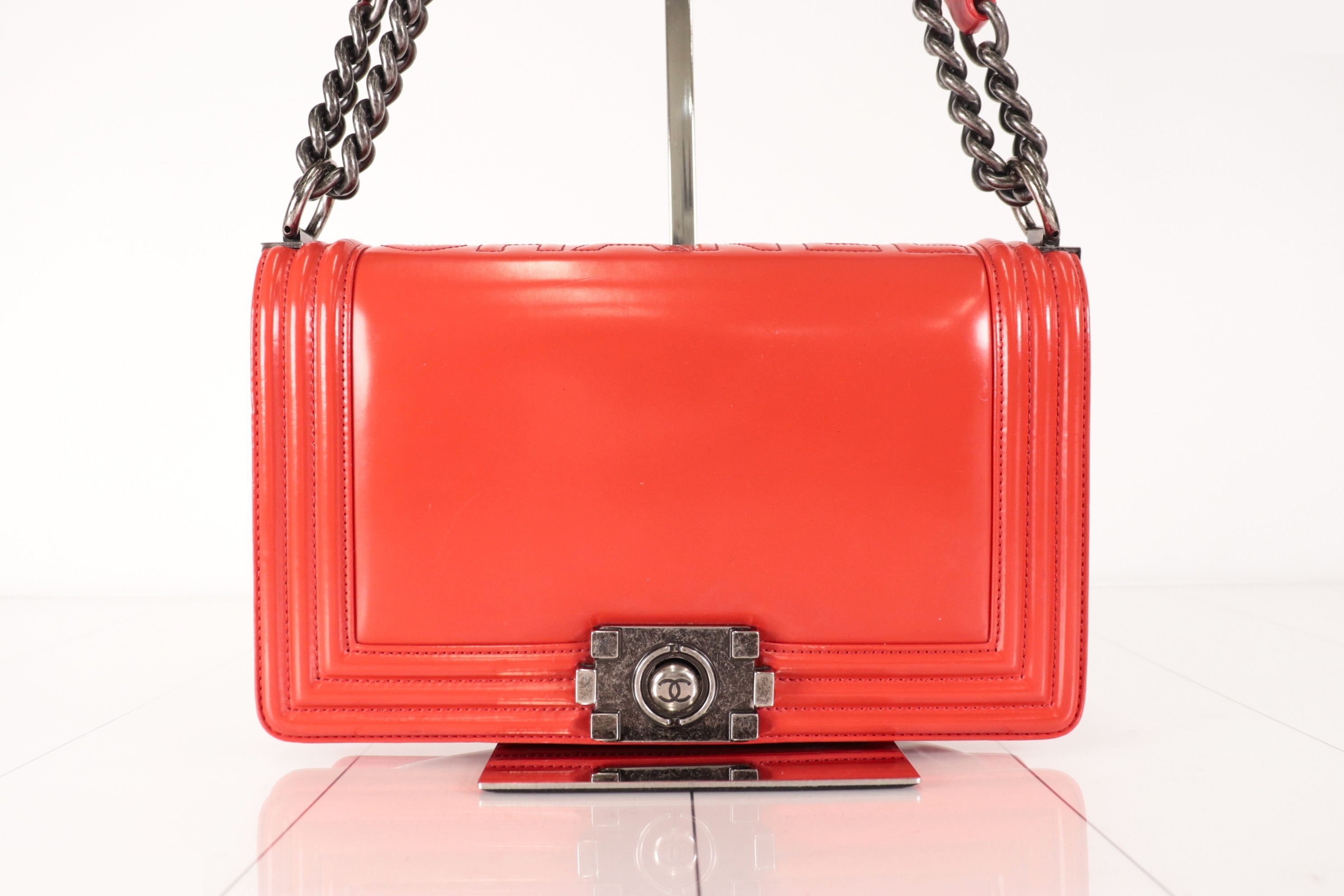 Boy Chanel patent leather chain shoulder bag, red, serial number 21 series. — view 2