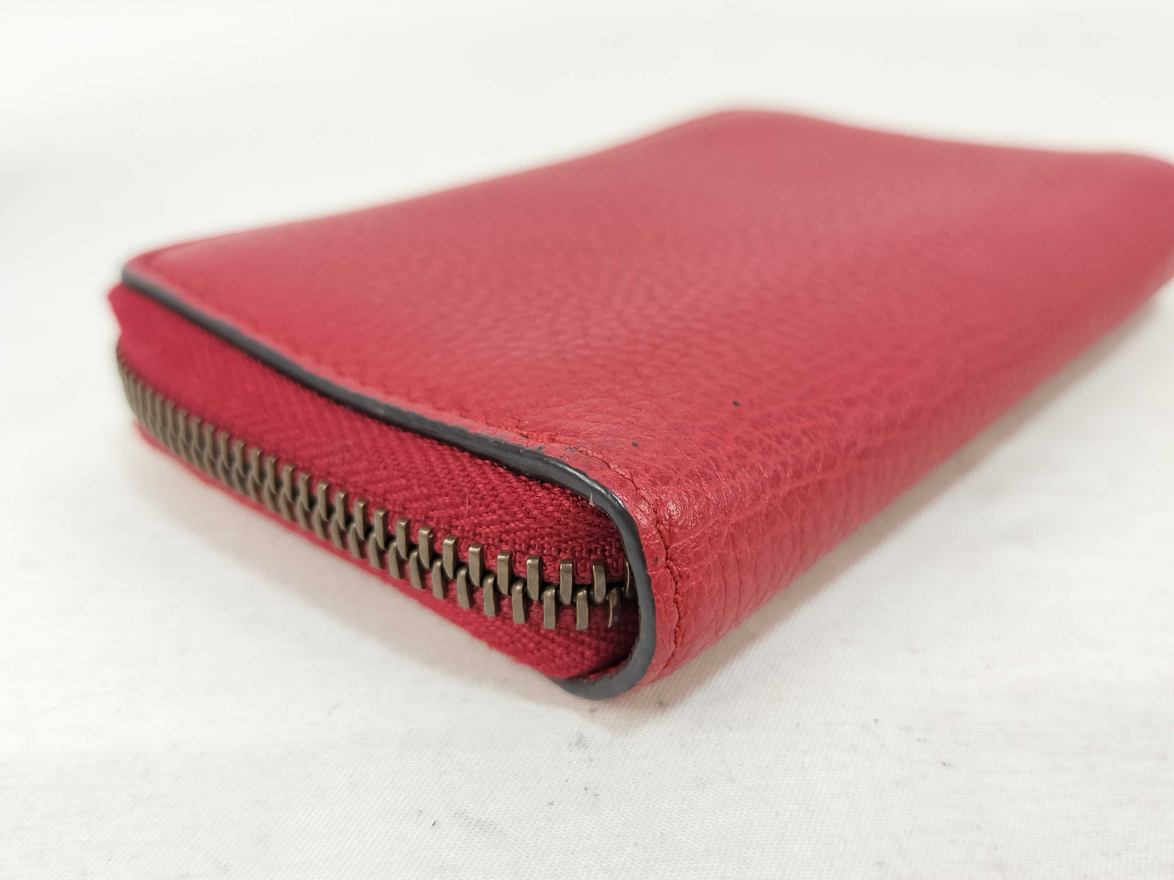 coin case — view 4