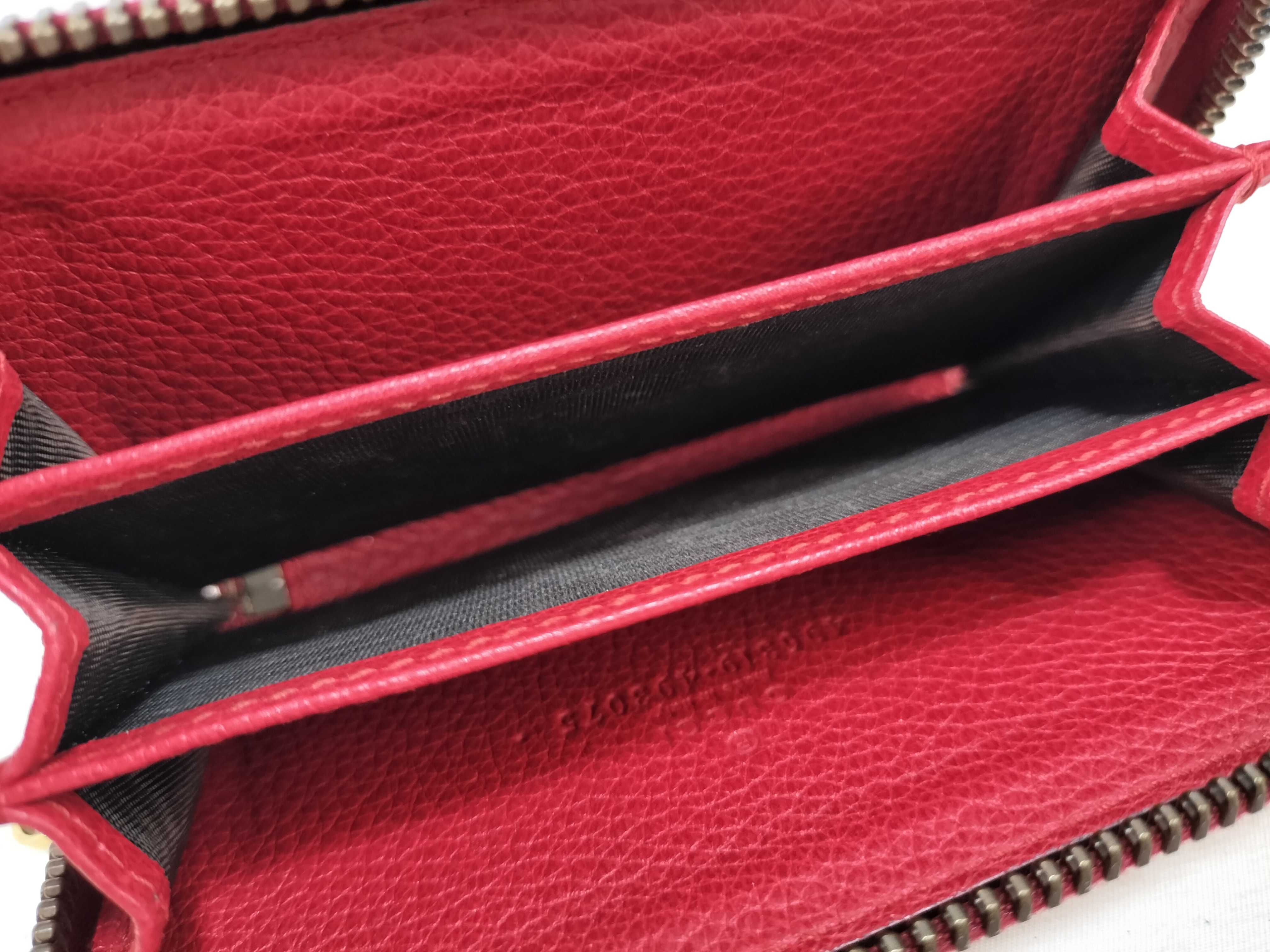 coin case — view 10
