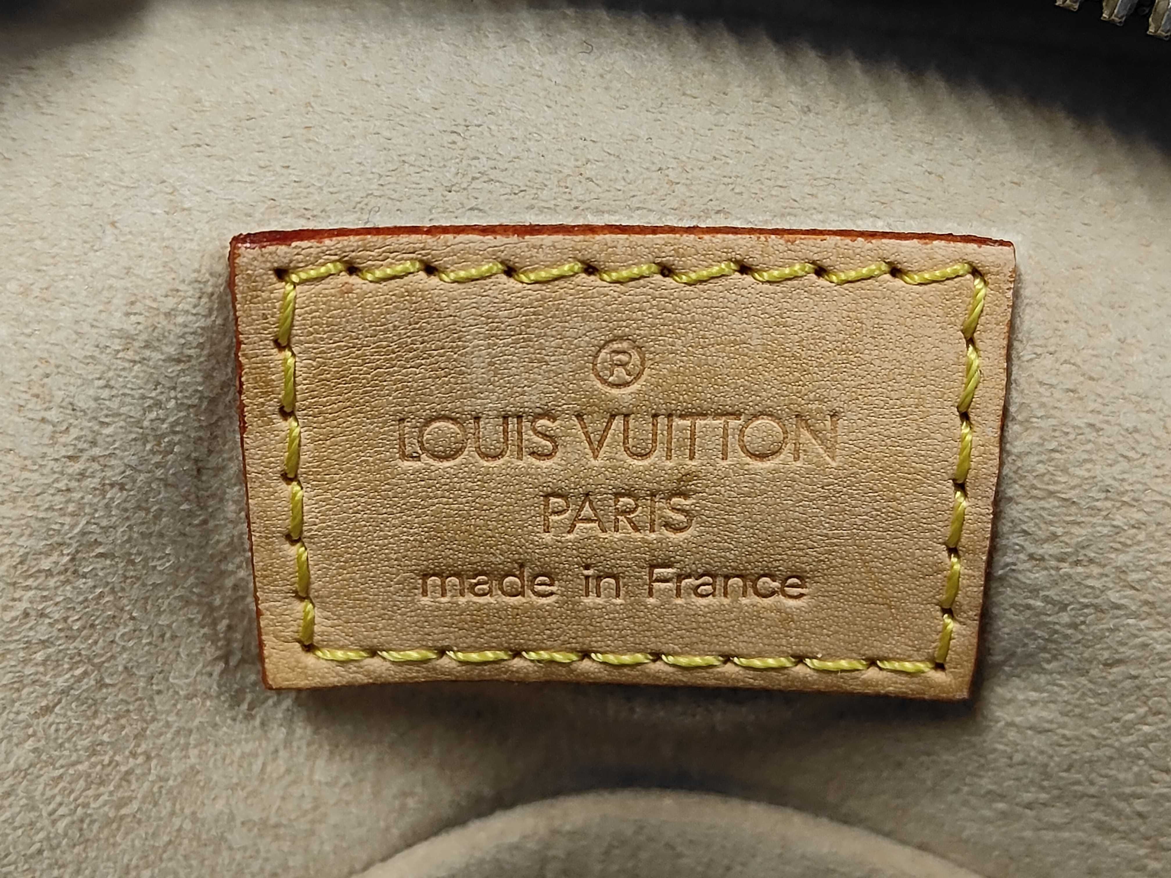 Monogram M40026 Manhattan PM Handbag — view 9