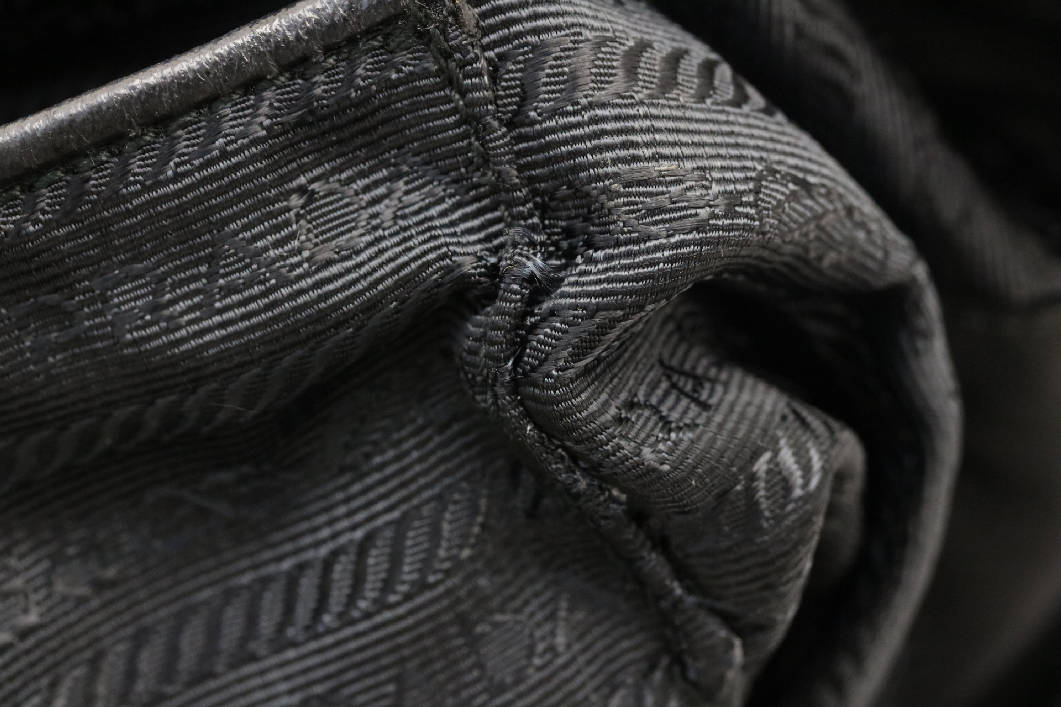 Robot Triangle Logo Nylon Tote Bag — view 12