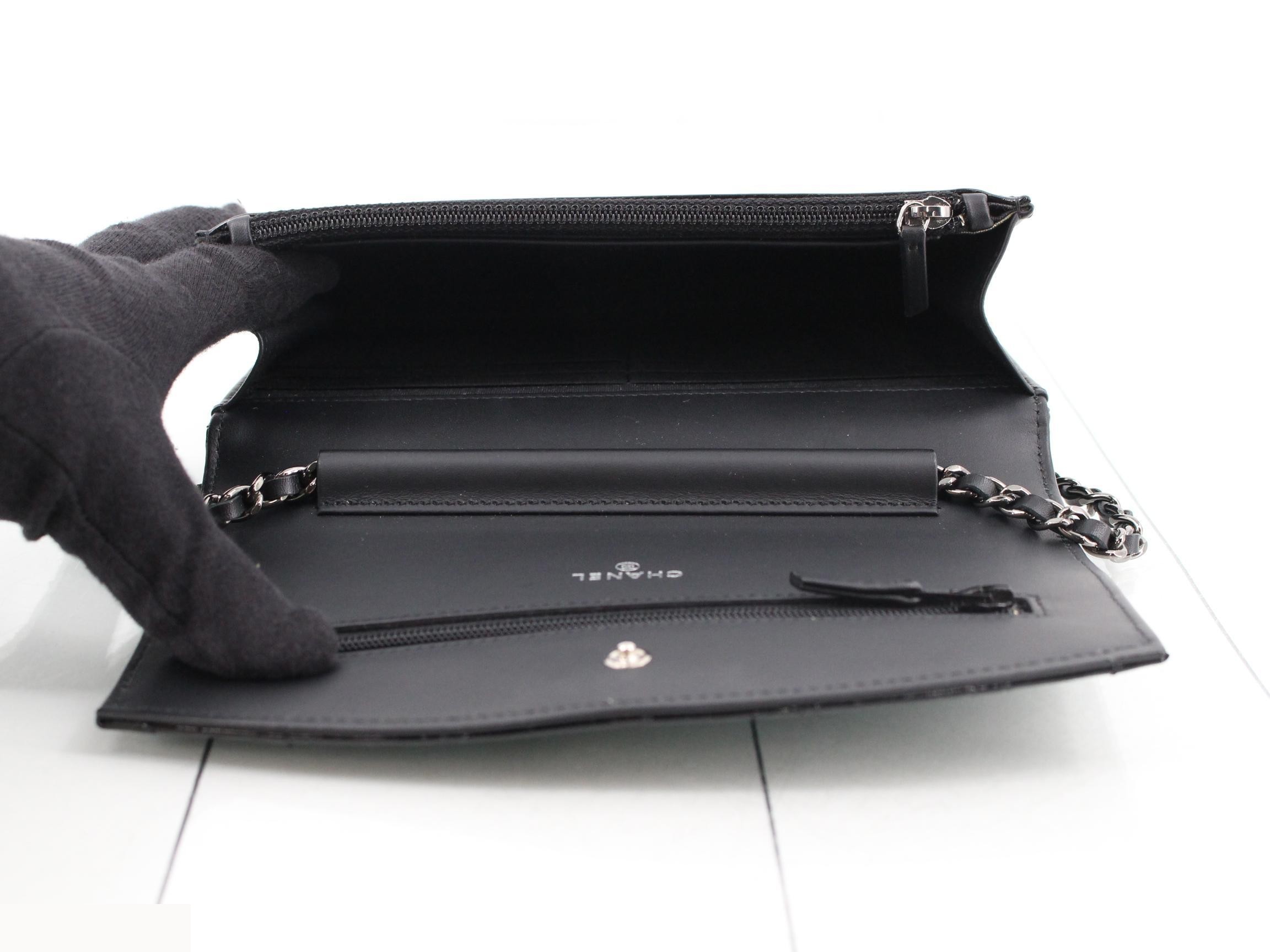 Chain wallet, patent leather, black — view 4