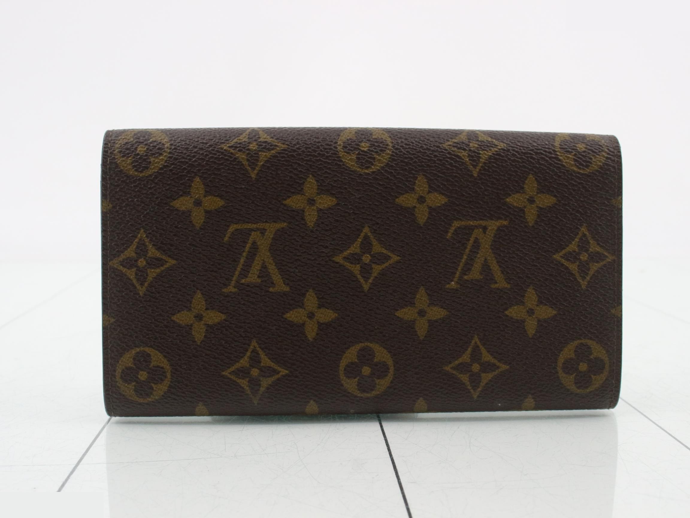 Monogram Pochette Portemonnaie Credit Bi-fold Long Wallet — view 2
