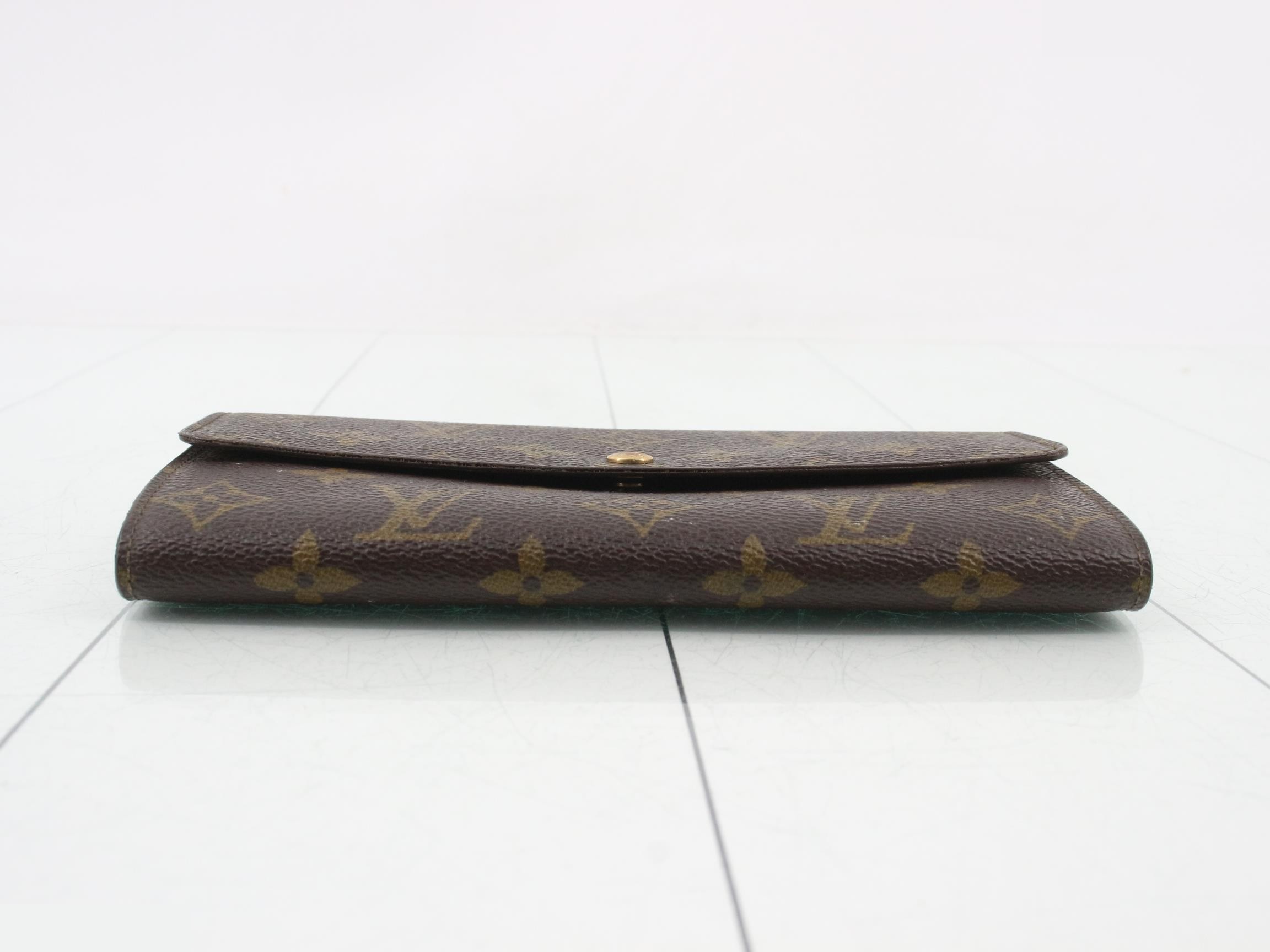 Monogram Pochette Portemonnaie Credit Bi-fold Long Wallet — view 3