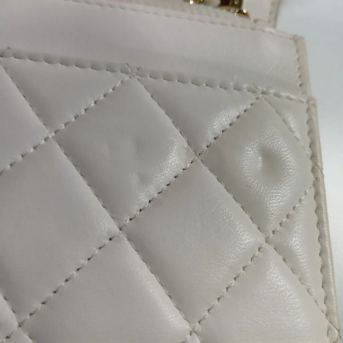 Trendy CC Lambskin Chain Wallet, White with Gold Hardware, LN7T75T4, Random Plate — view 13