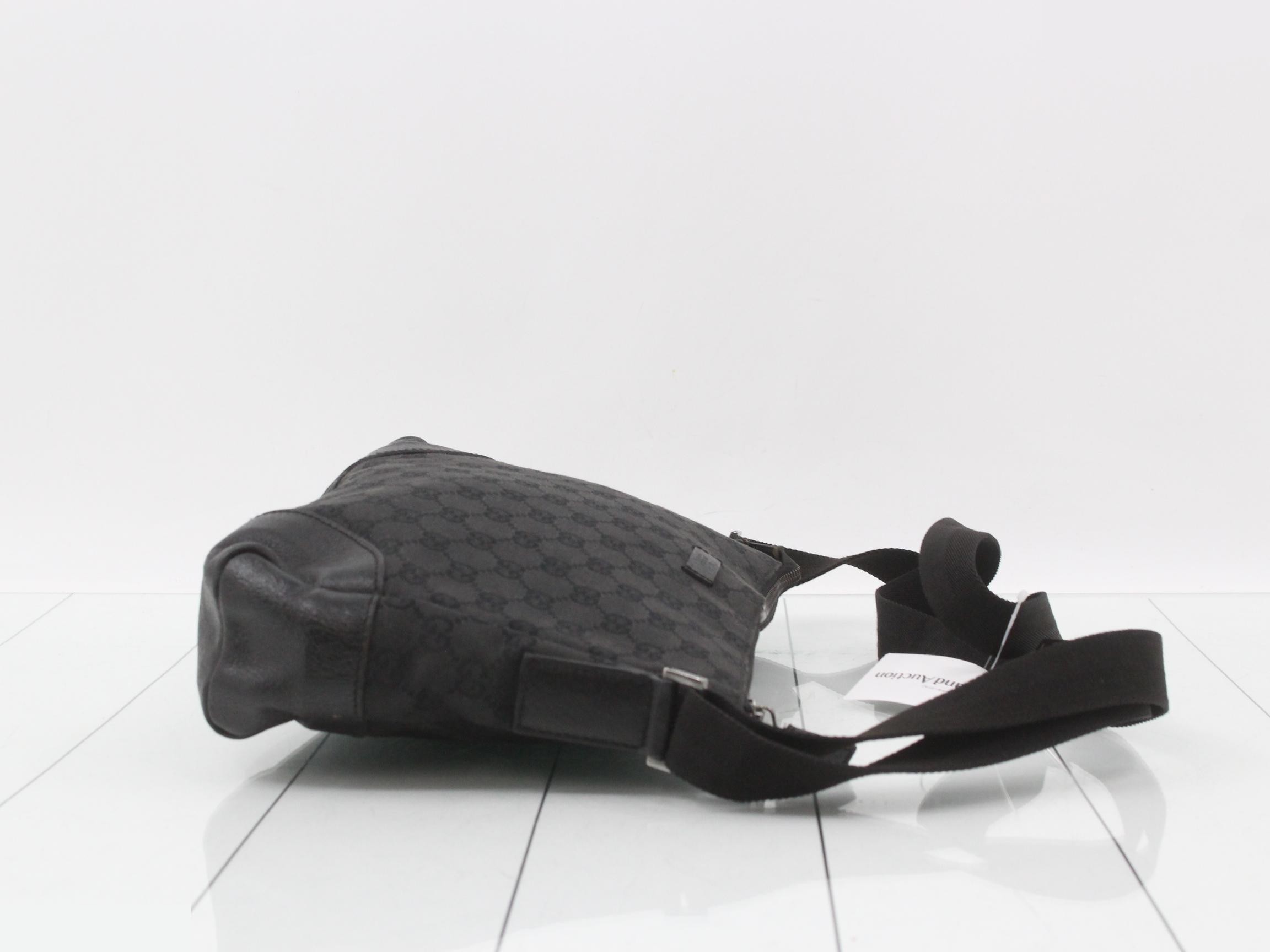 Shoulder bag, GG canvas — view 3