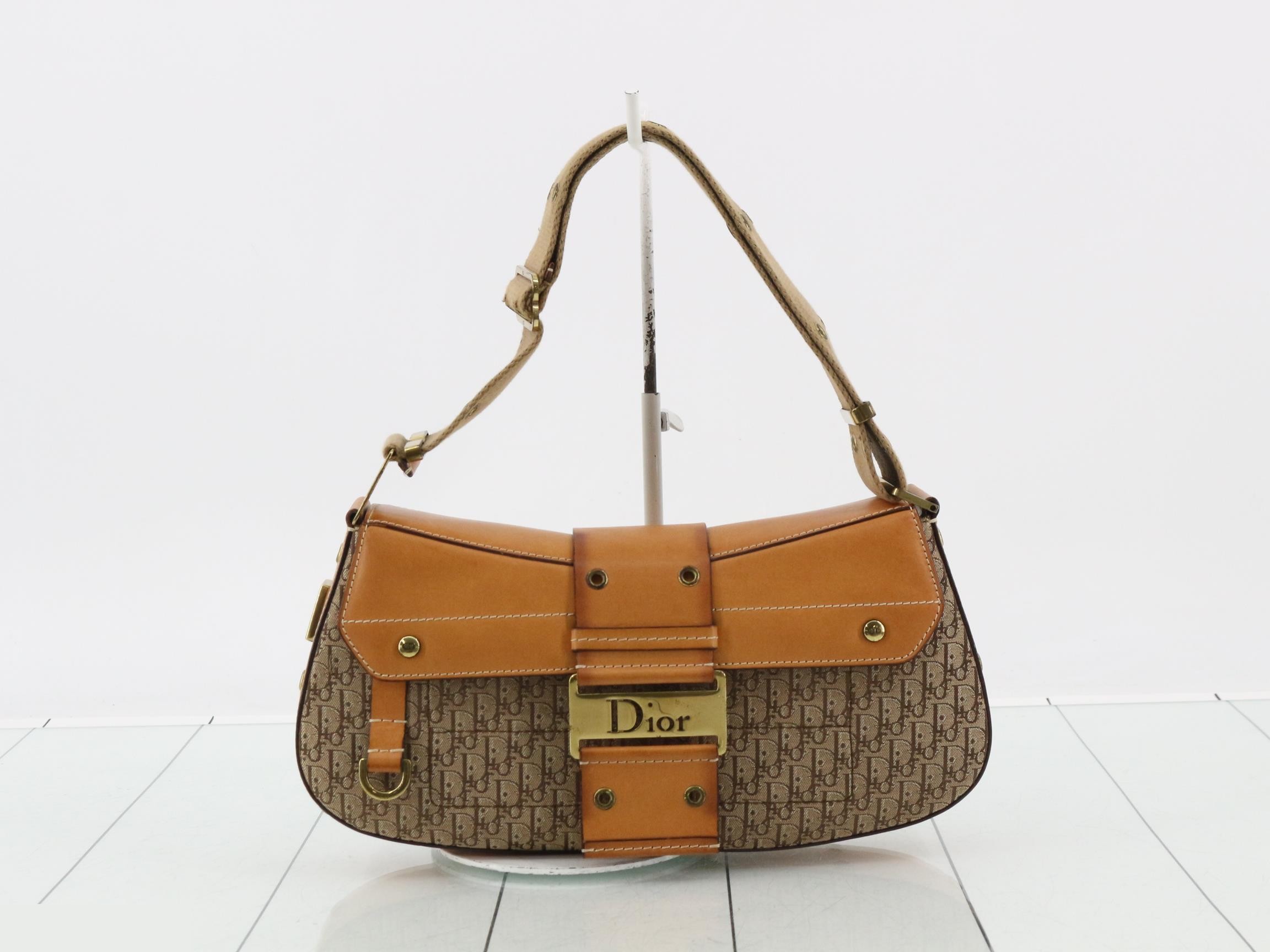 Bags & Shoulder Bags - Street Chic Line