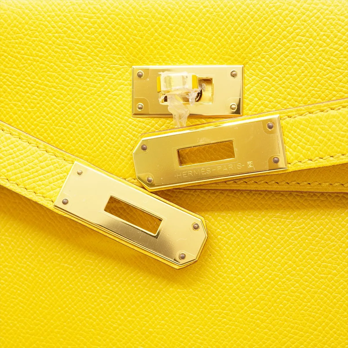 Kelly 28 Serie Vaux Epson Jaune Ambre Gold hardware C:2018 Storage bag included Strap unopened — view 7