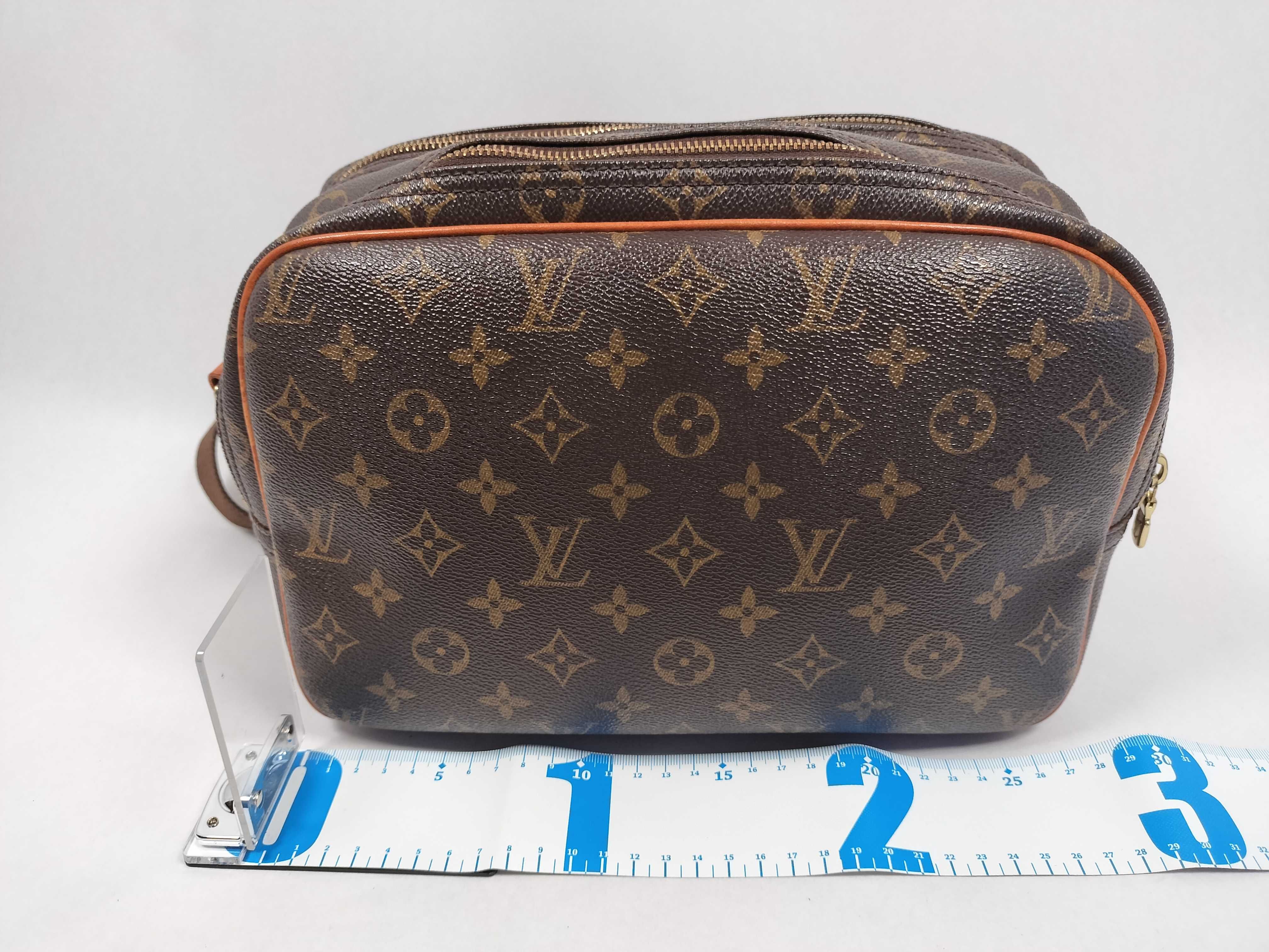 Monogram Louis Vuitton Reporter PM M45254 Monogram Shoulder Bag — view 2