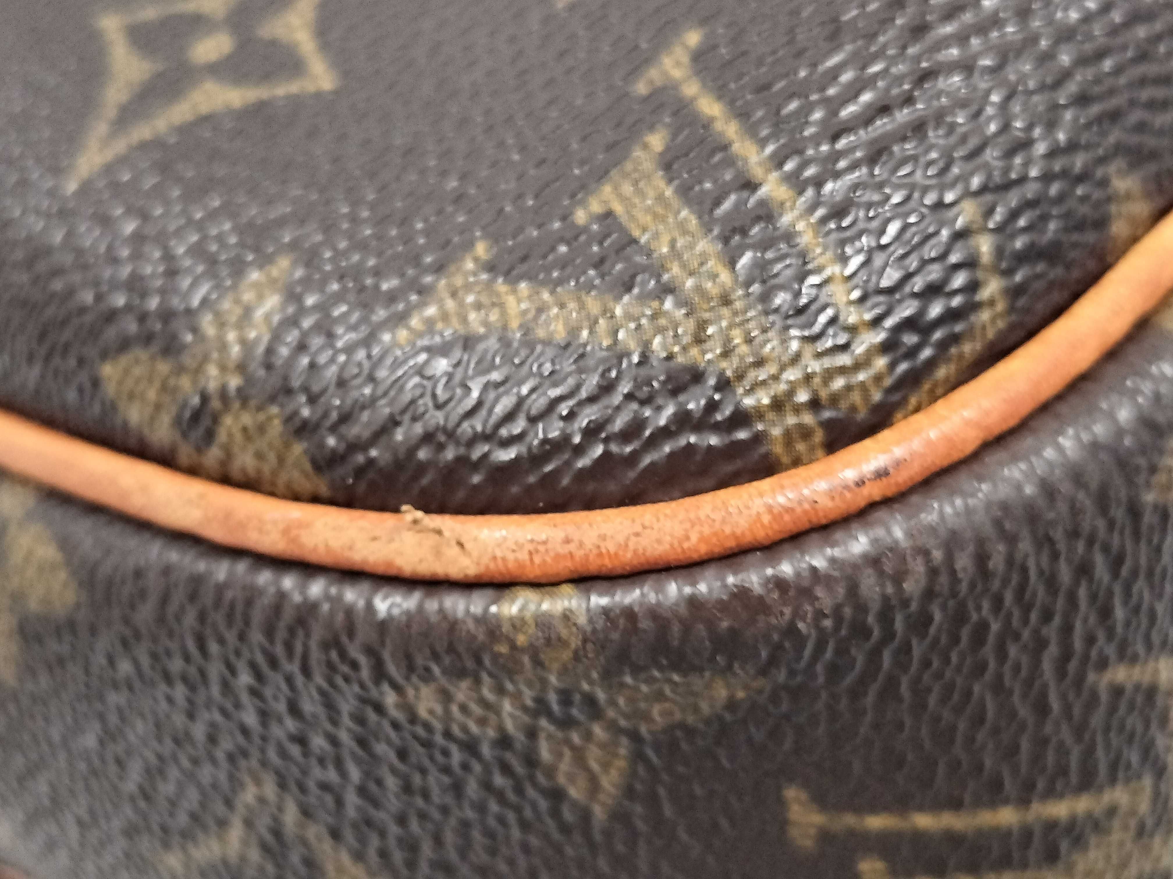 Monogram Louis Vuitton Reporter PM M45254 Monogram Shoulder Bag — view 6