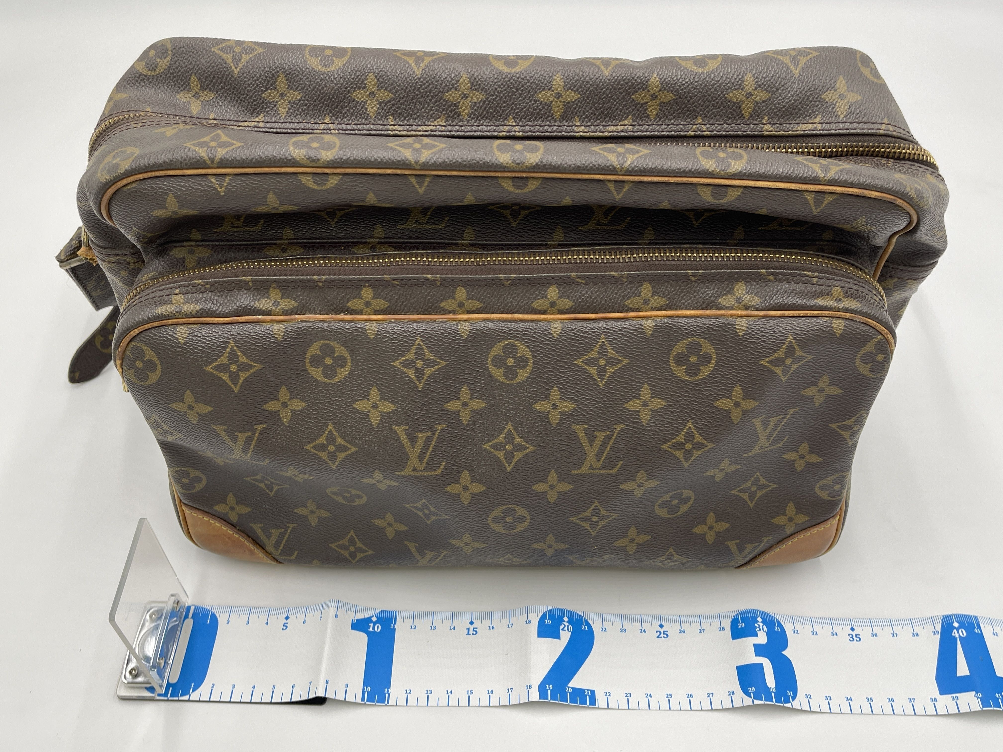 Monogram Nile GM M45242 TH0920 Shoulder Bag — view 2